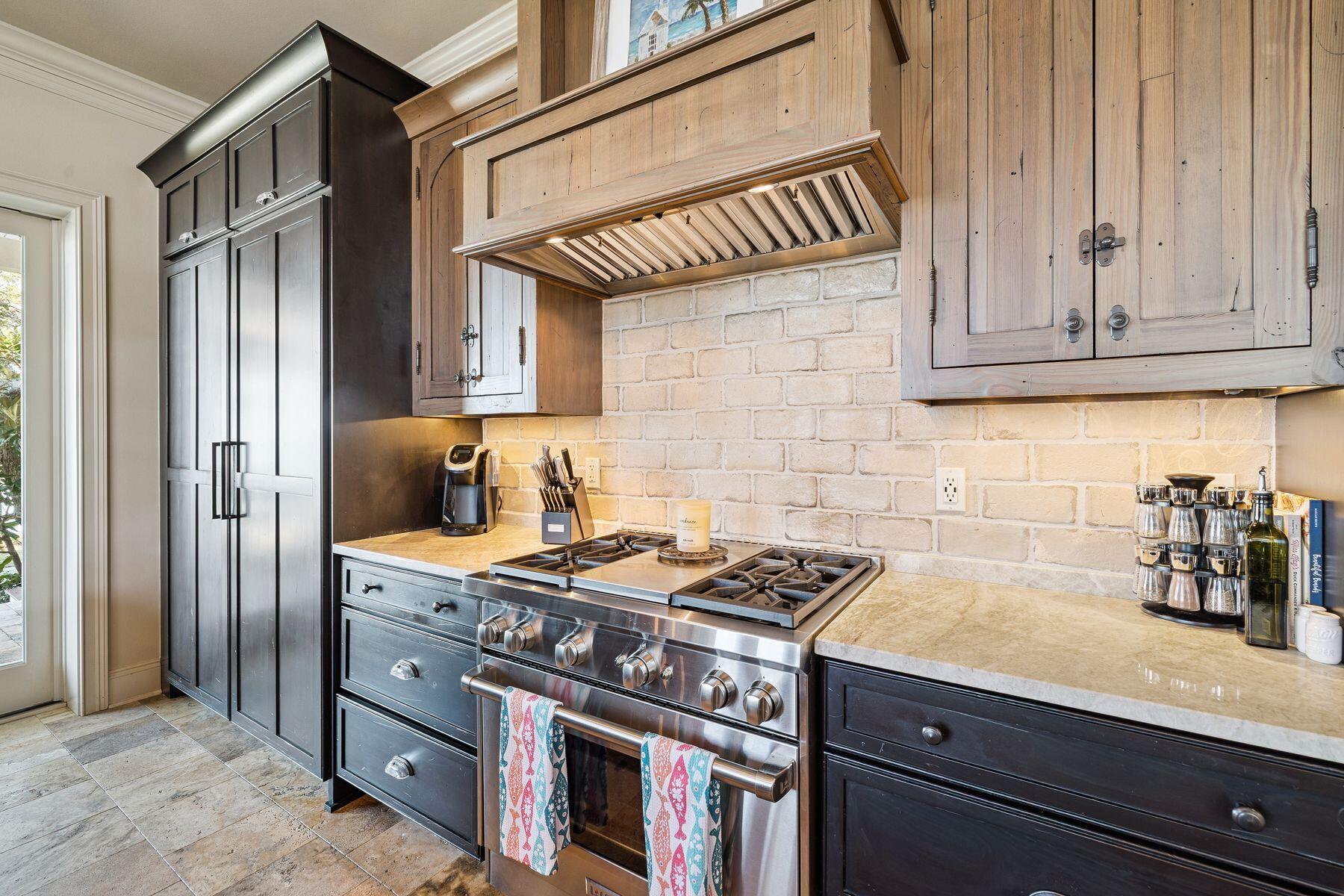 SANTA ROSA BEACH ESTATES - Residential