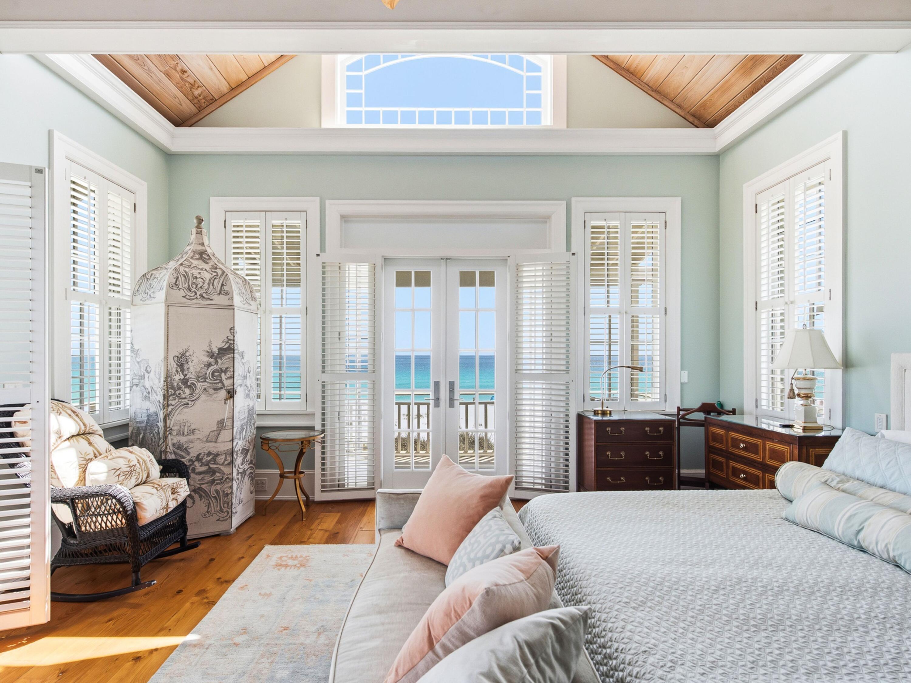 OLD FLORIDA BEACH - Residential