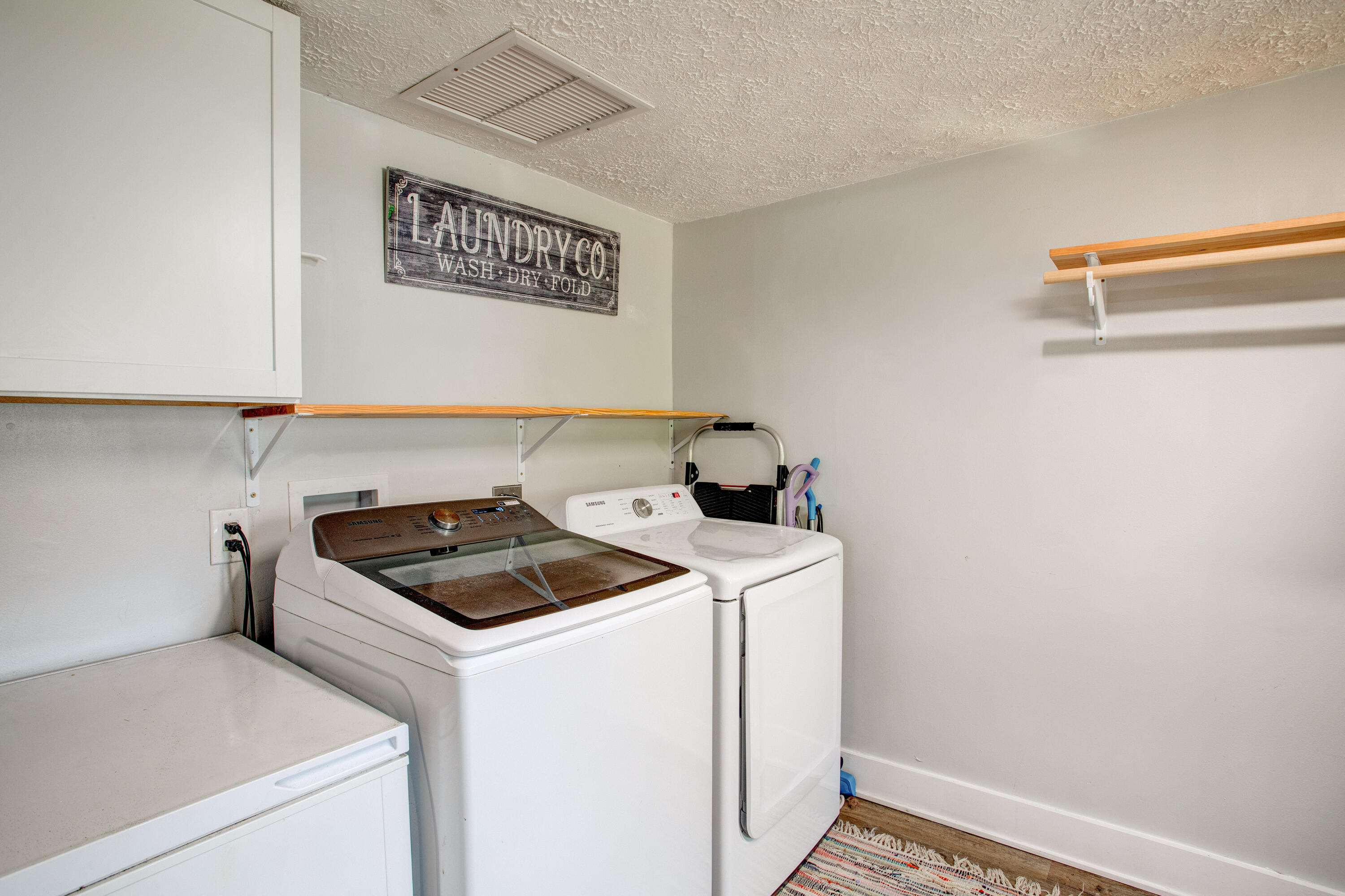 NONESUCH WAY - Residential