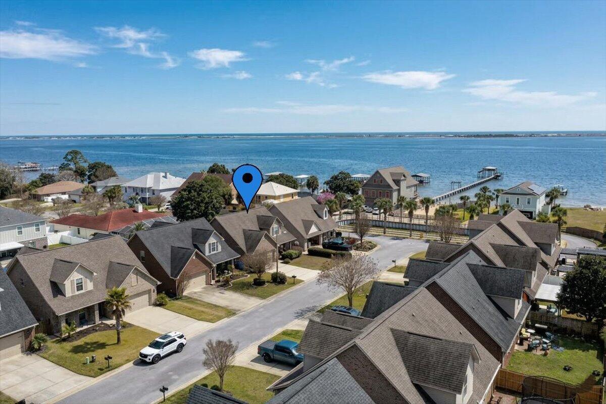 SOUNDSIDE MOORINGS - Residential