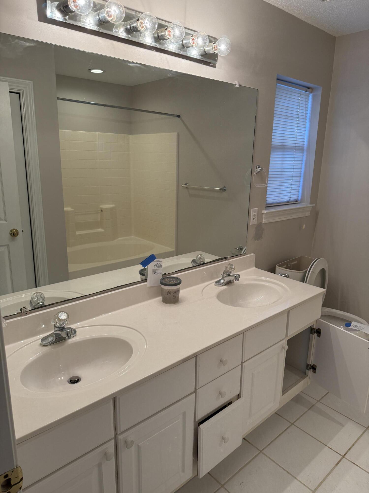 FOREST COVE 1ST ADDN - Residential