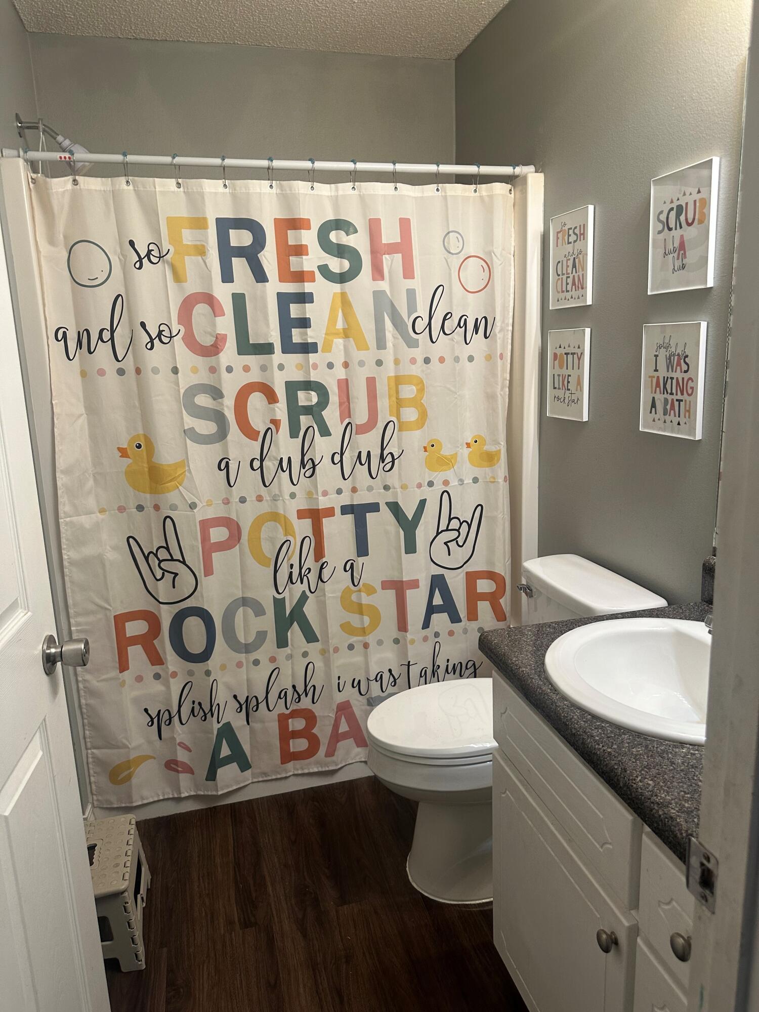 AUBURN ACRES - Residential