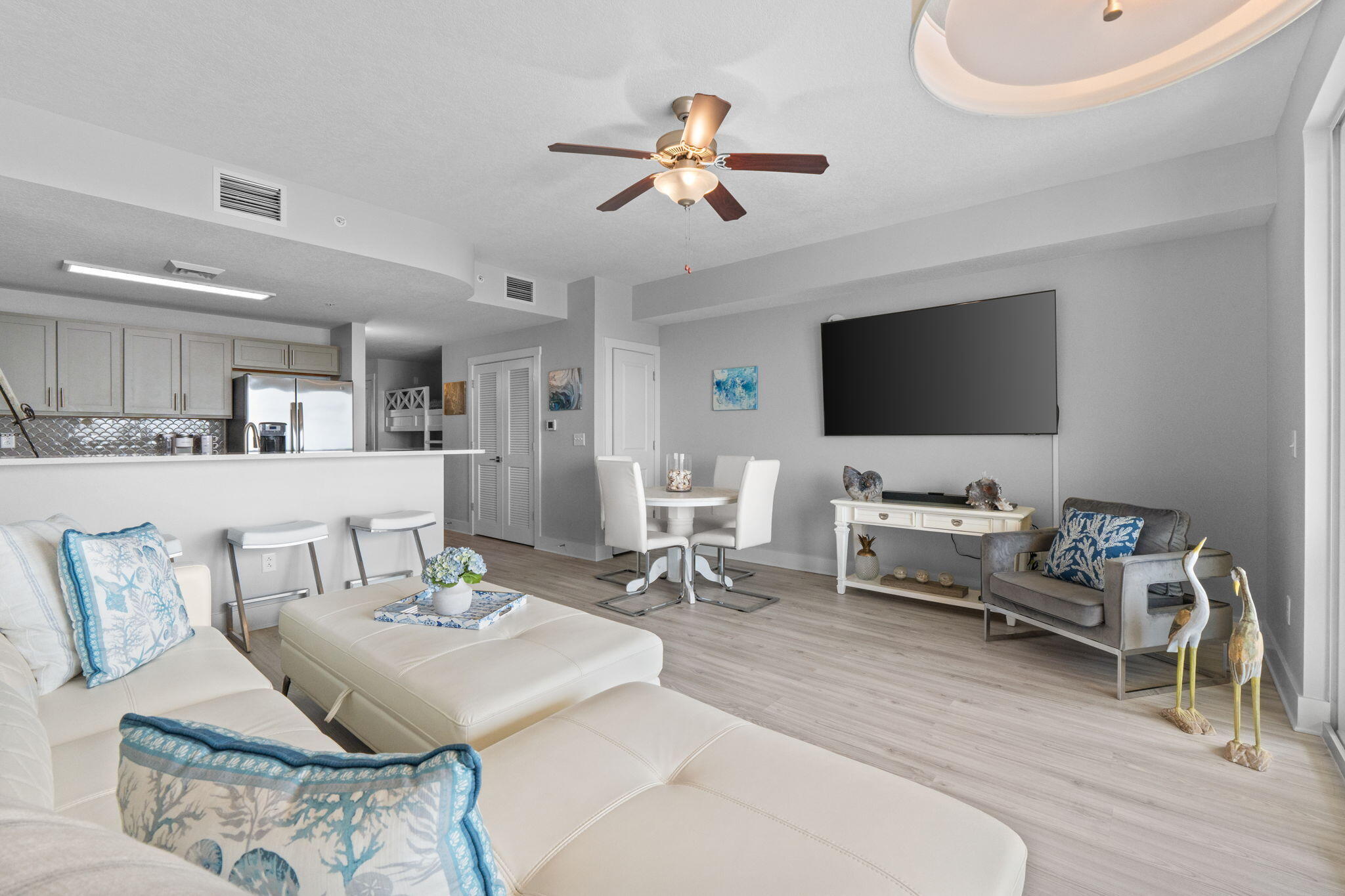 CALYPSO RESORT & TOWERS - Residential