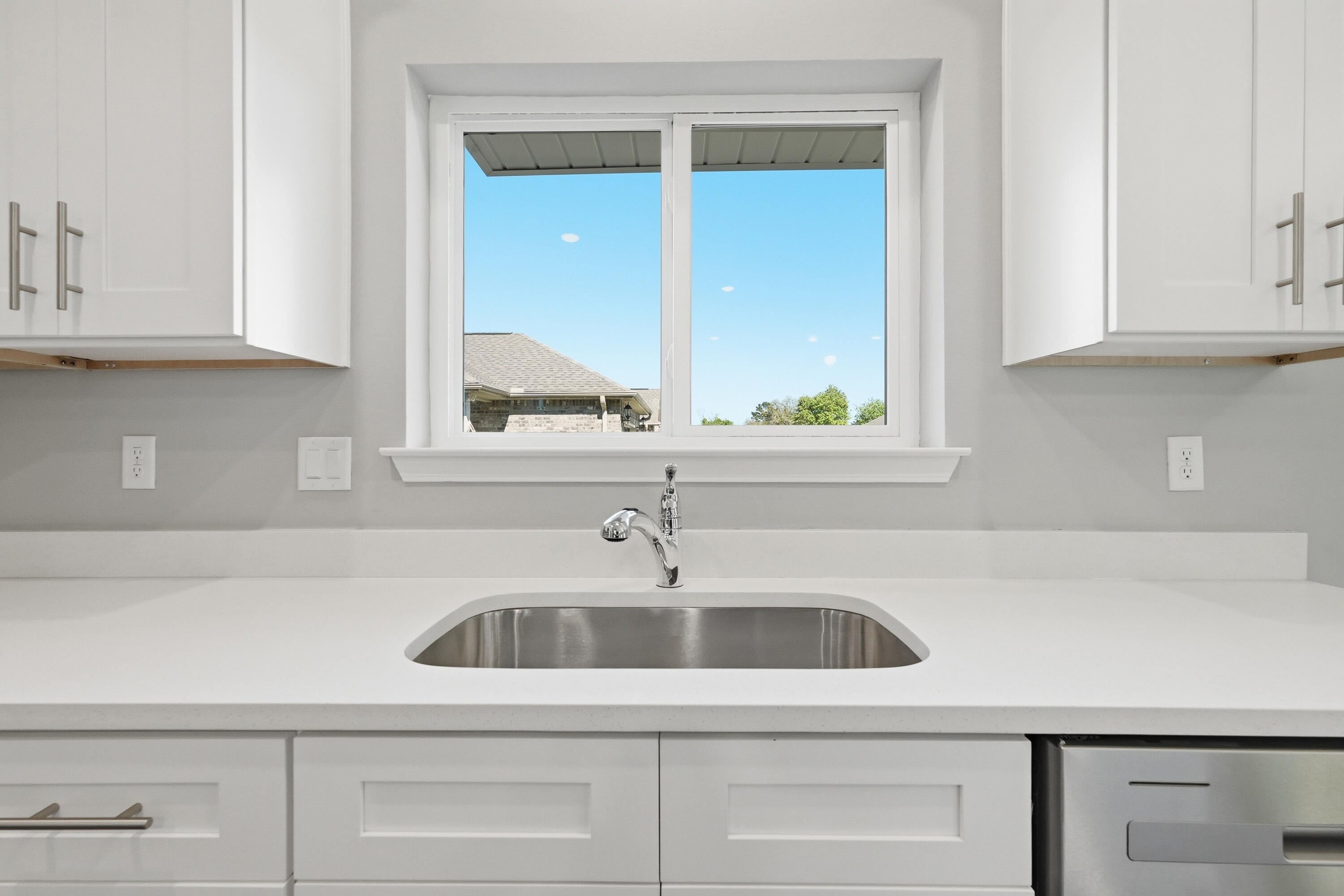 Vicki Leigh T/H - Residential