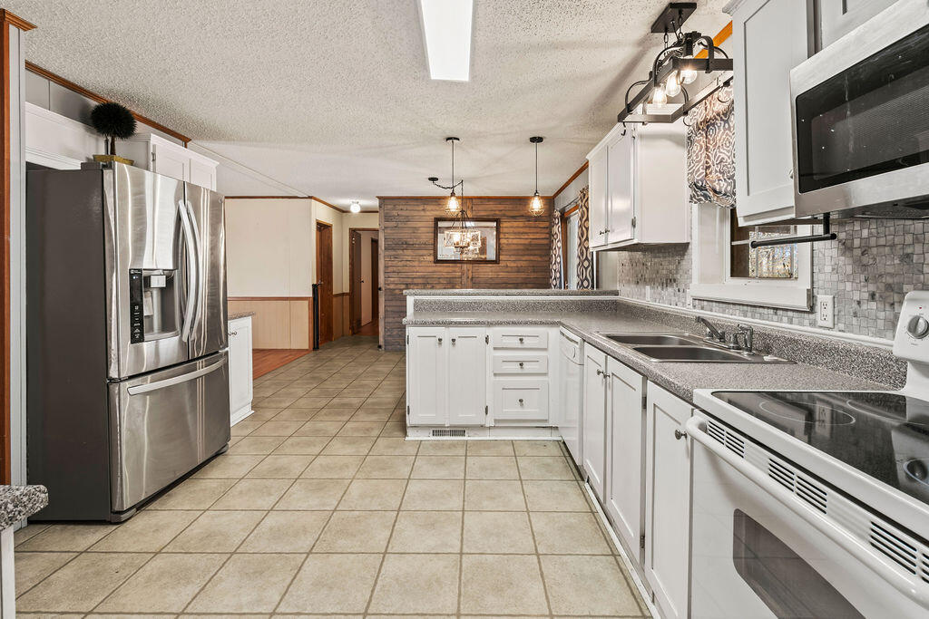 NONESUCH WAY - Residential