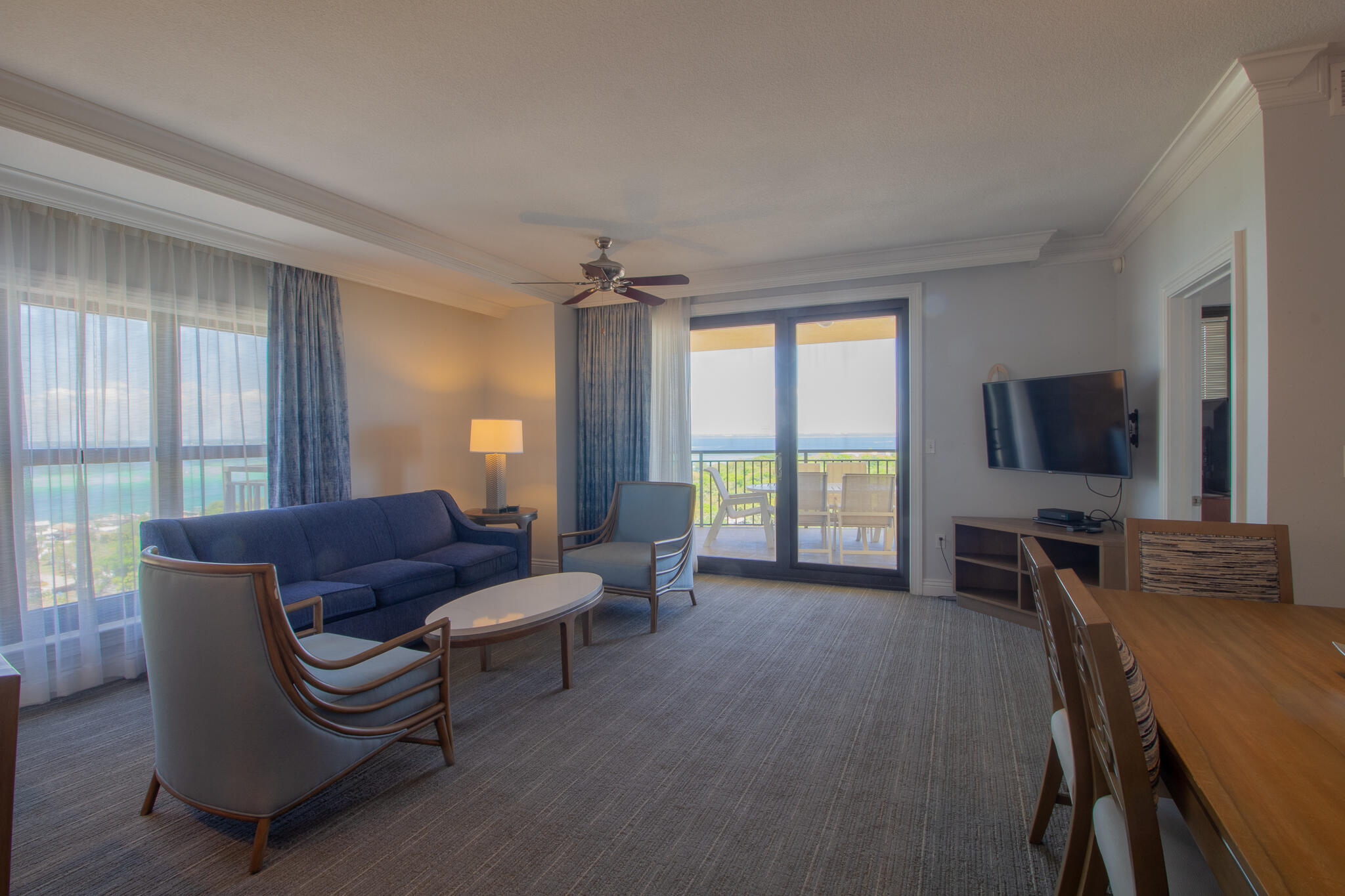 EMERALD GRANDE - Residential