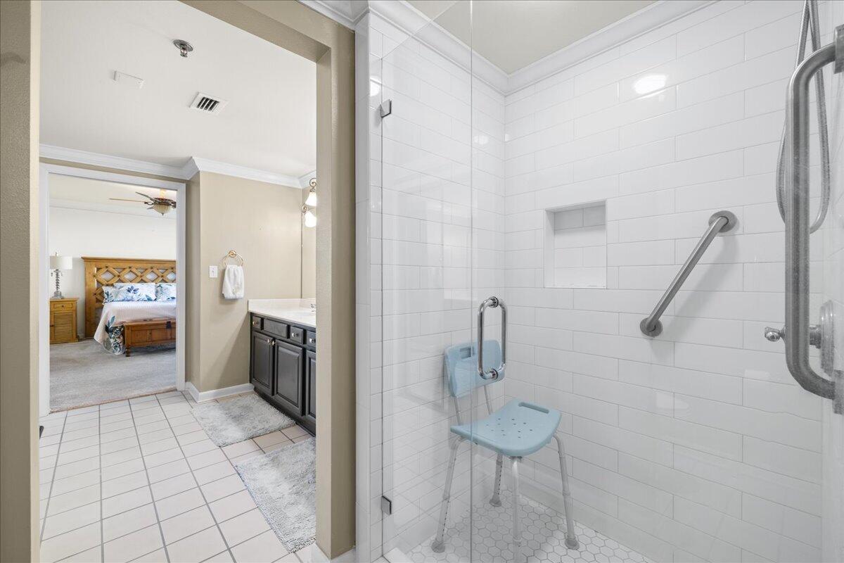 EAST PASS TOWERS CONDO PH 2 - Residential