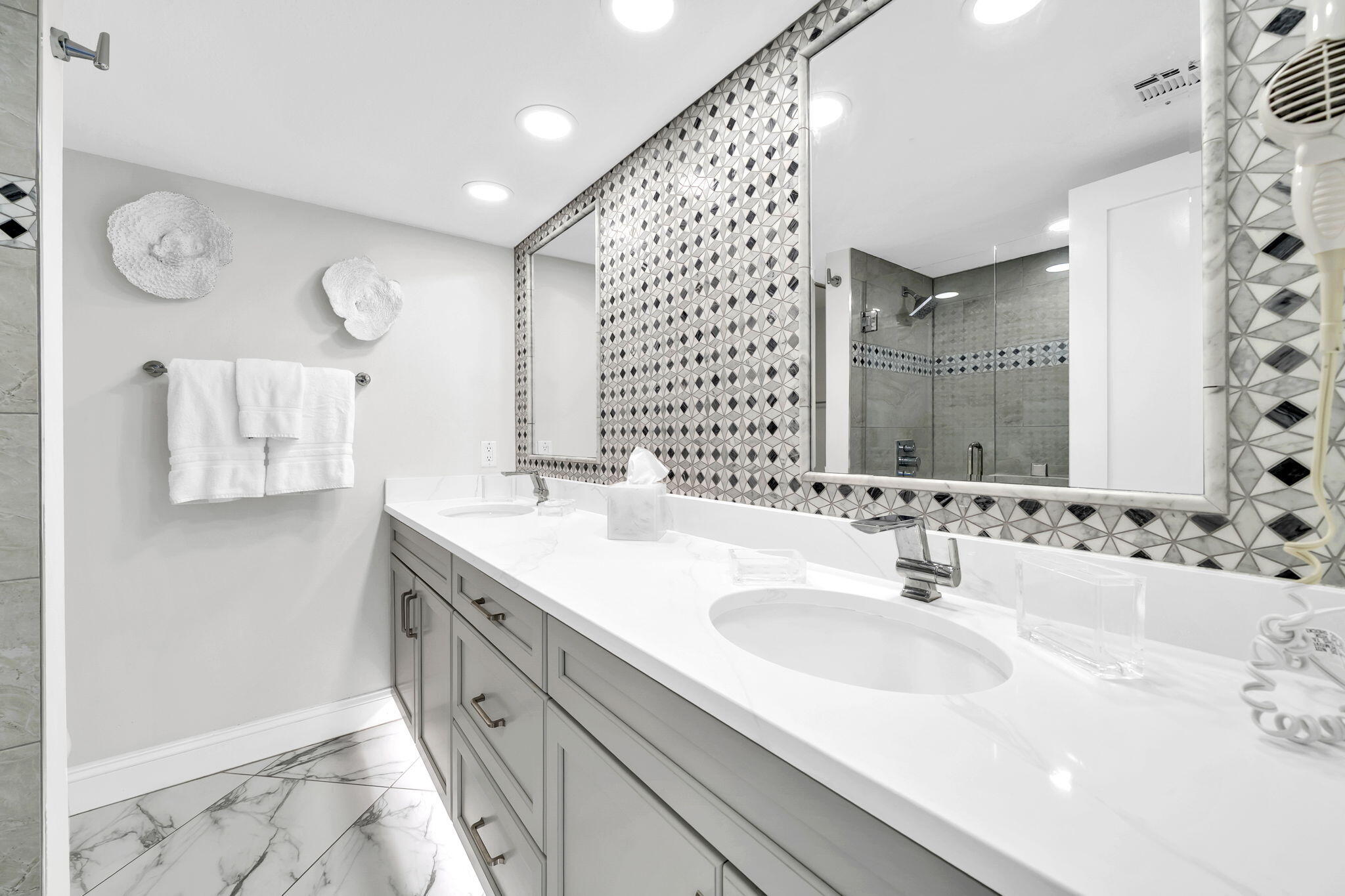 EDGEWATER BEACH CONDO PH 1 - Residential