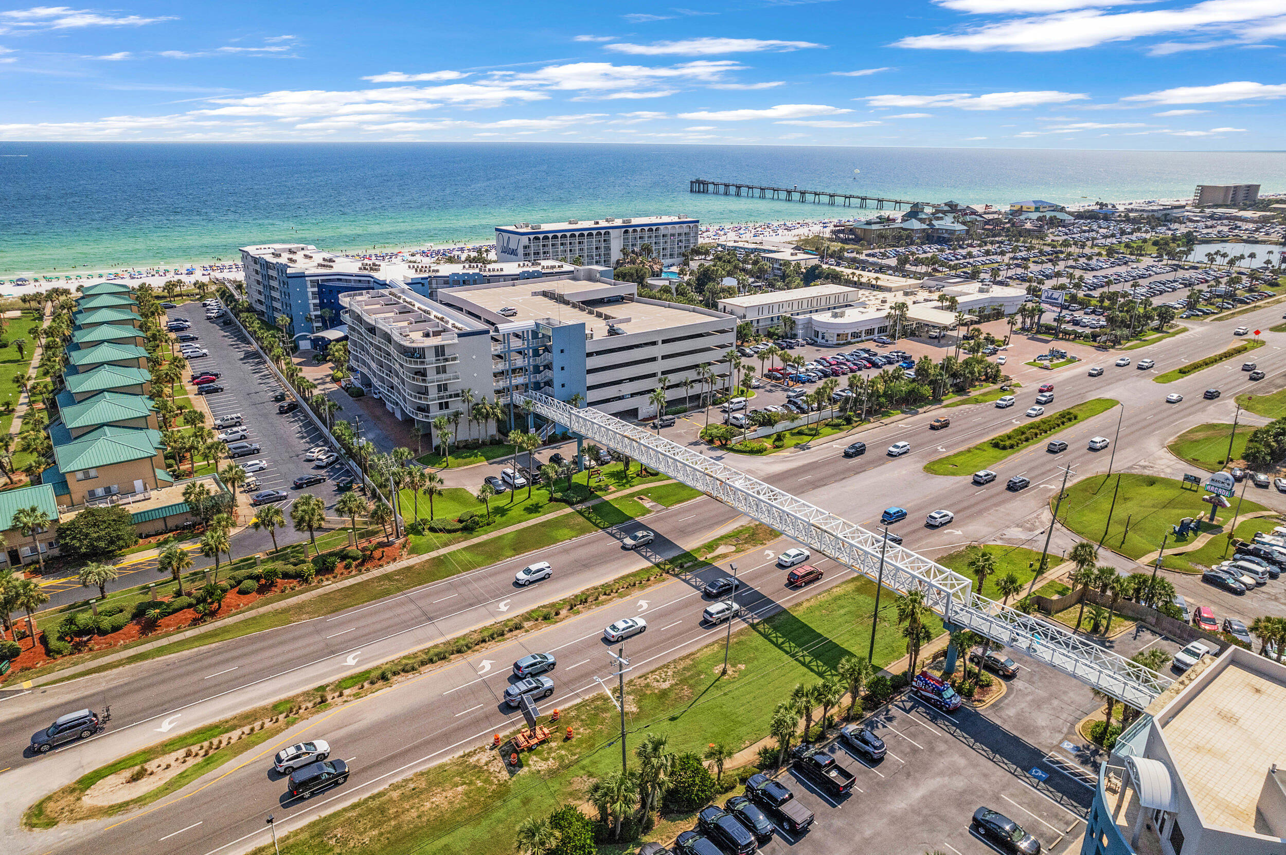 DESTIN WEST BEACH & BAY RESORT UNIT 205 - Residential