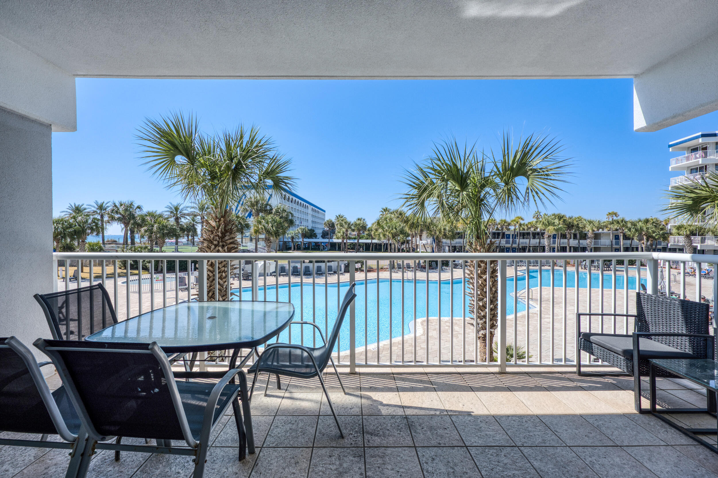 DESTIN WEST BEACH & BAY RESORT UNIT 205 - Residential