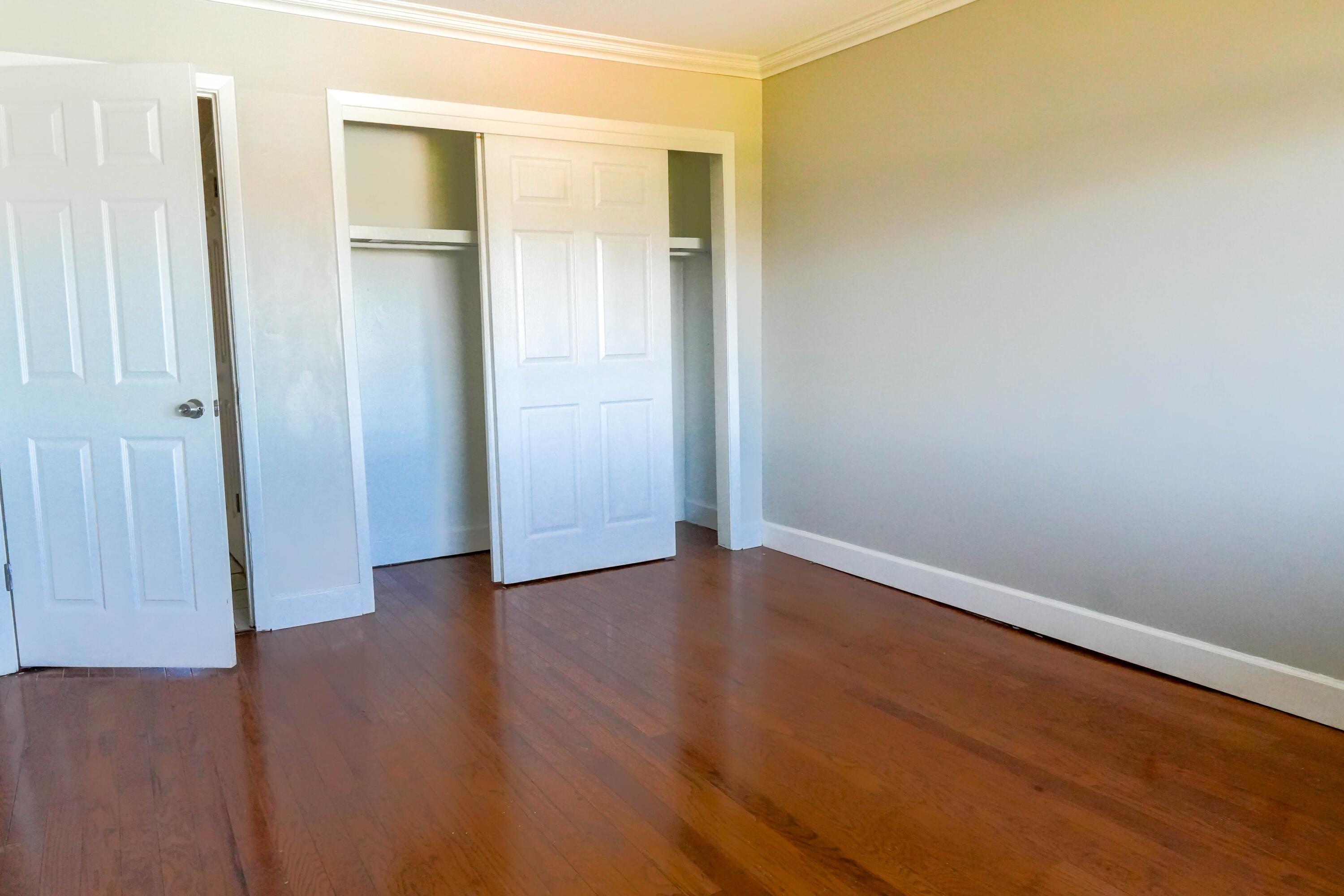 BAYVIEW WATERS CONDO - Residential Lease