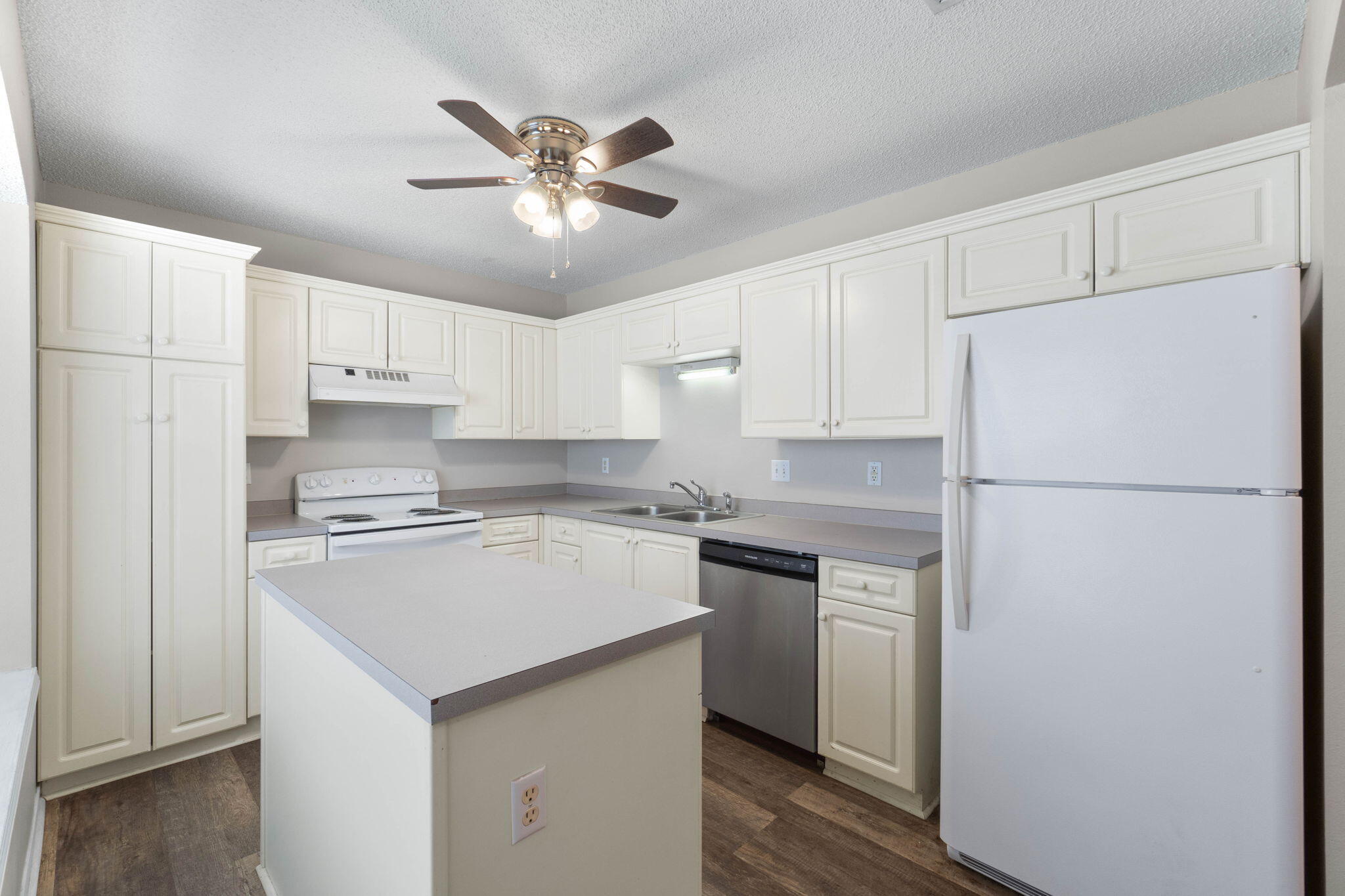 HERITAGE PH 3 - Residential Lease