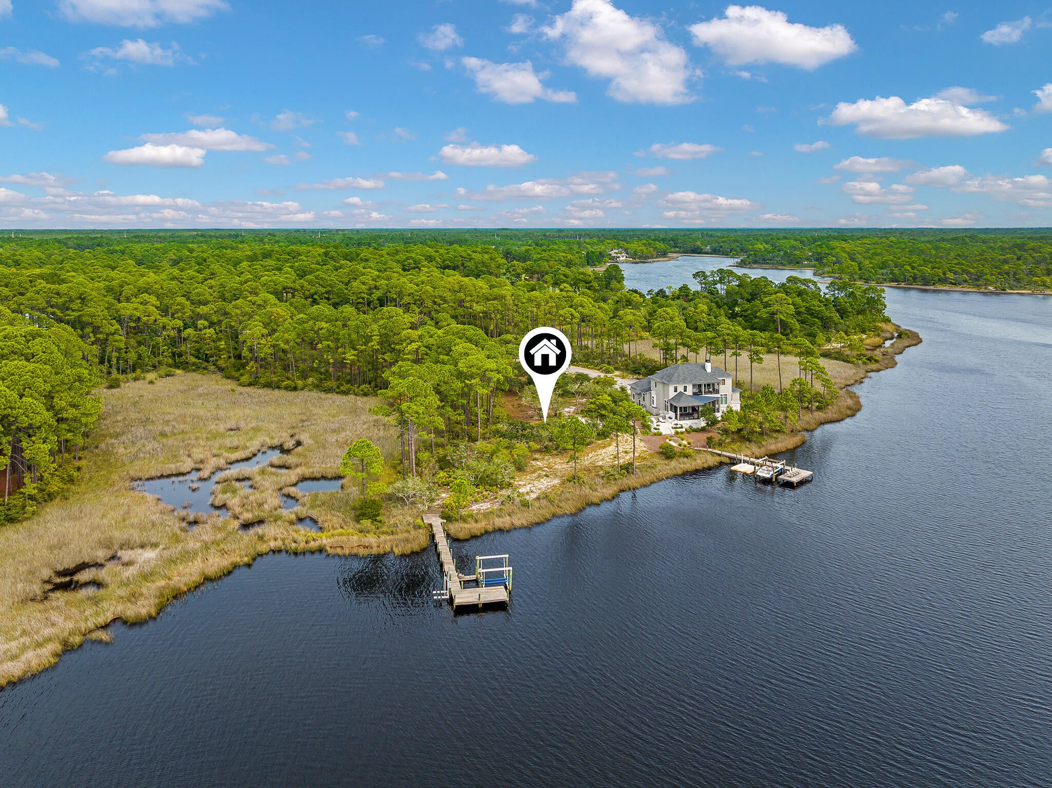 1103 E Water Oak Bend
