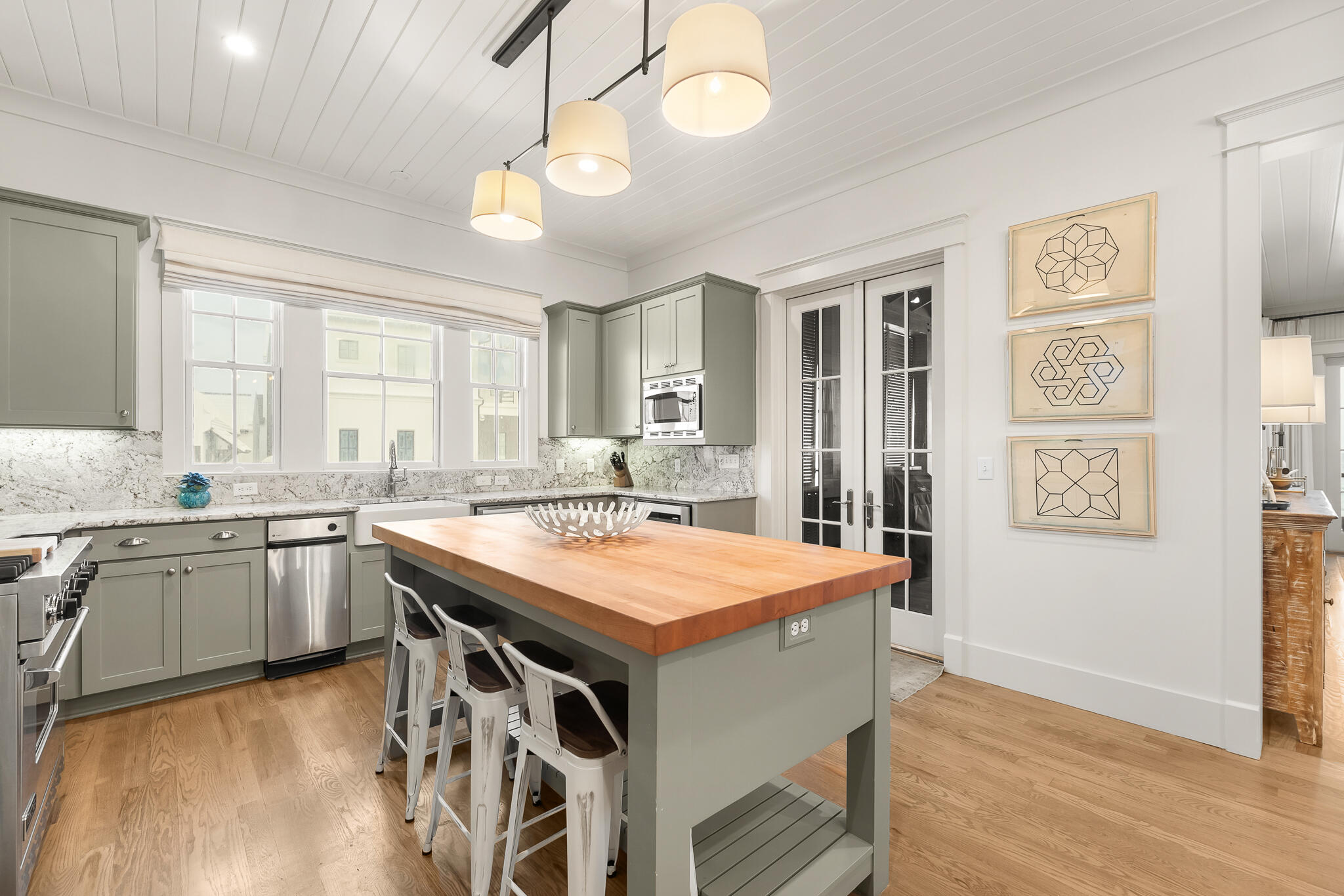 BLUE MOUNTAIN BEACH - Residential