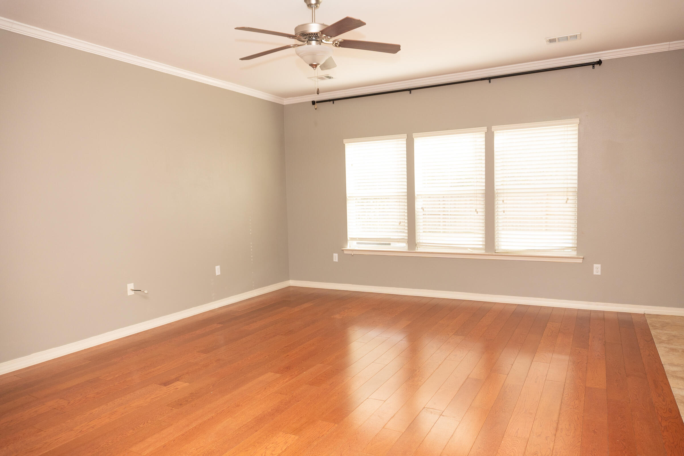 SANDY RIDGE COTTAGES - Residential Lease