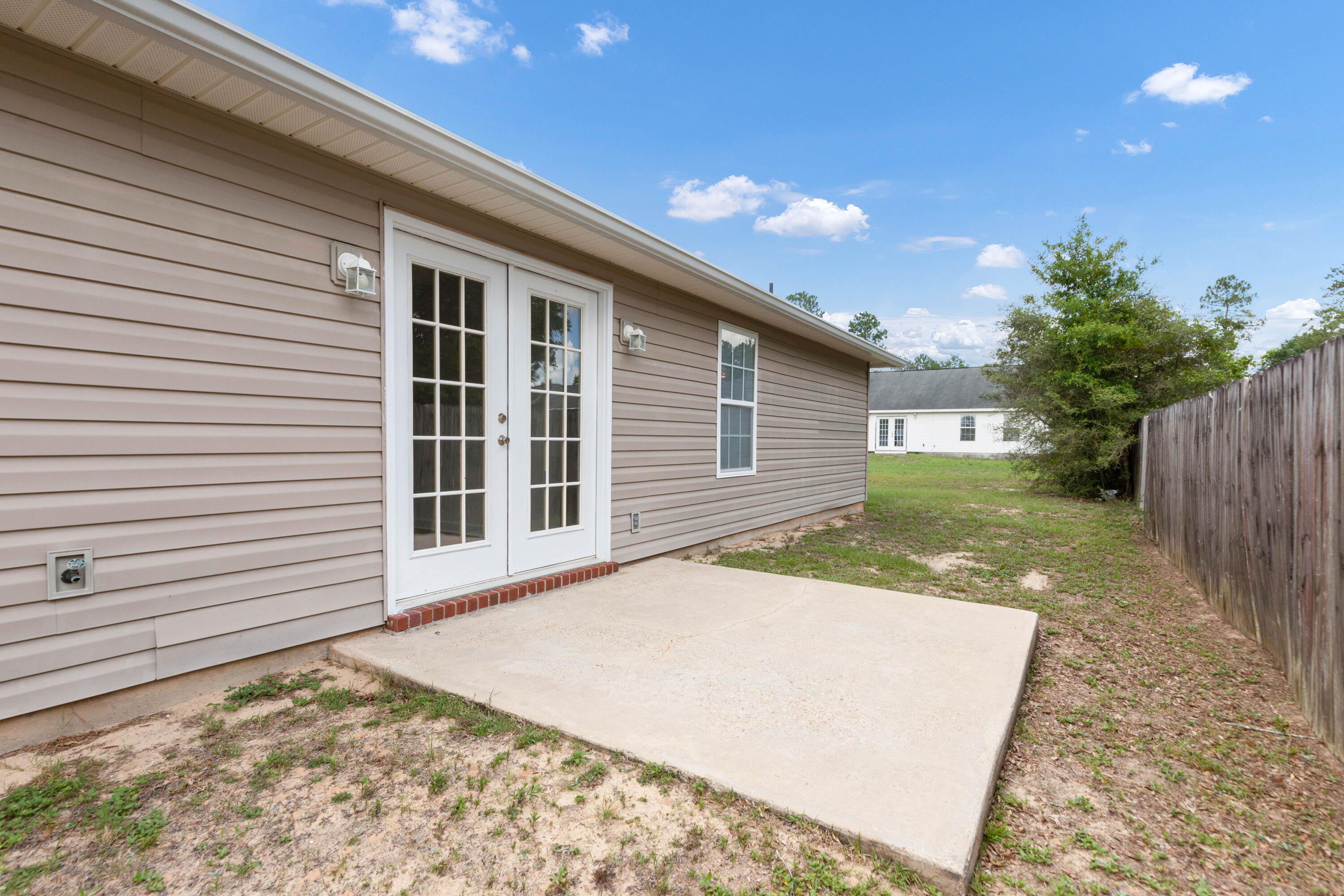 THE PINES - Residential