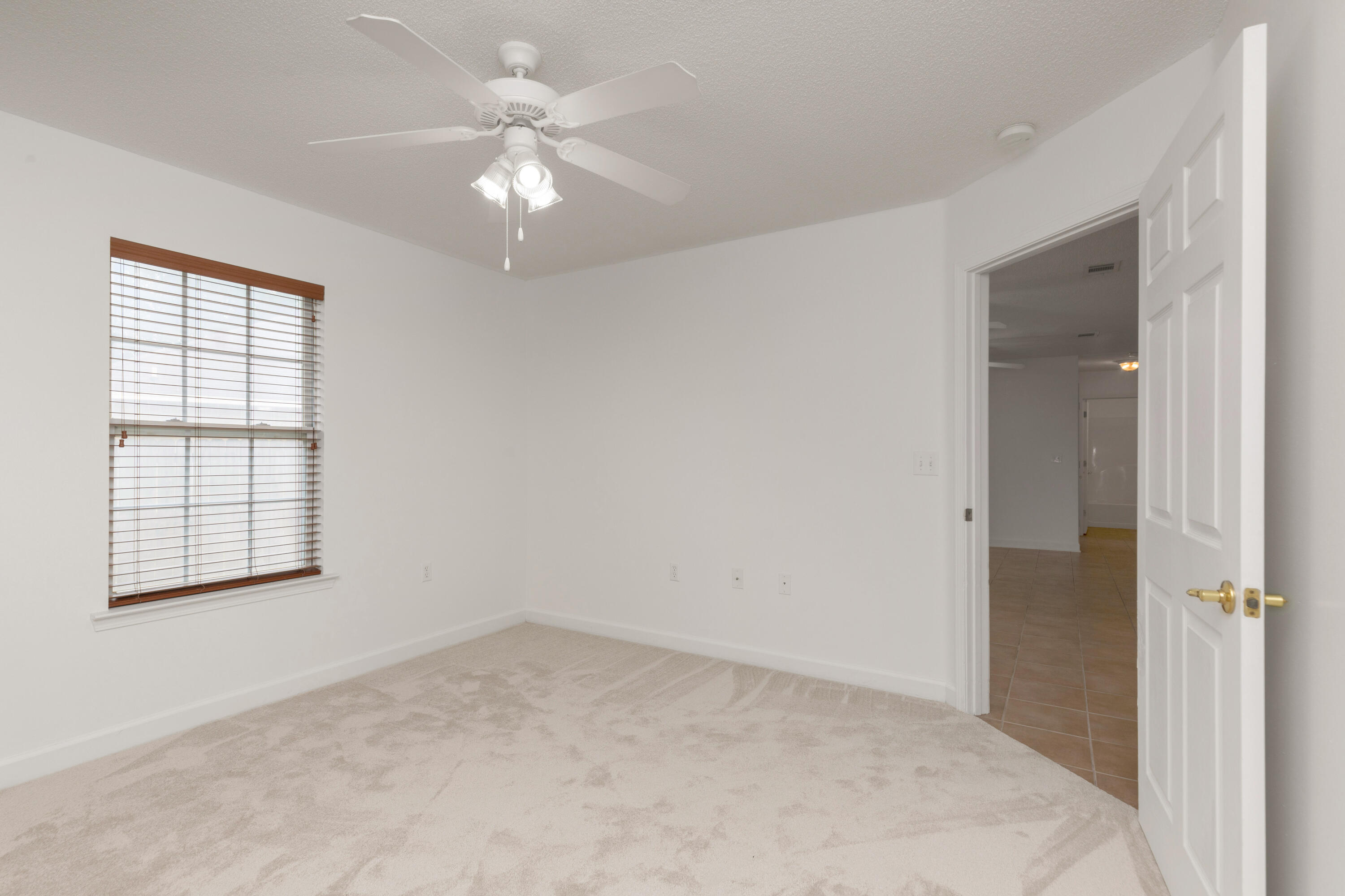 THE PINES - Residential