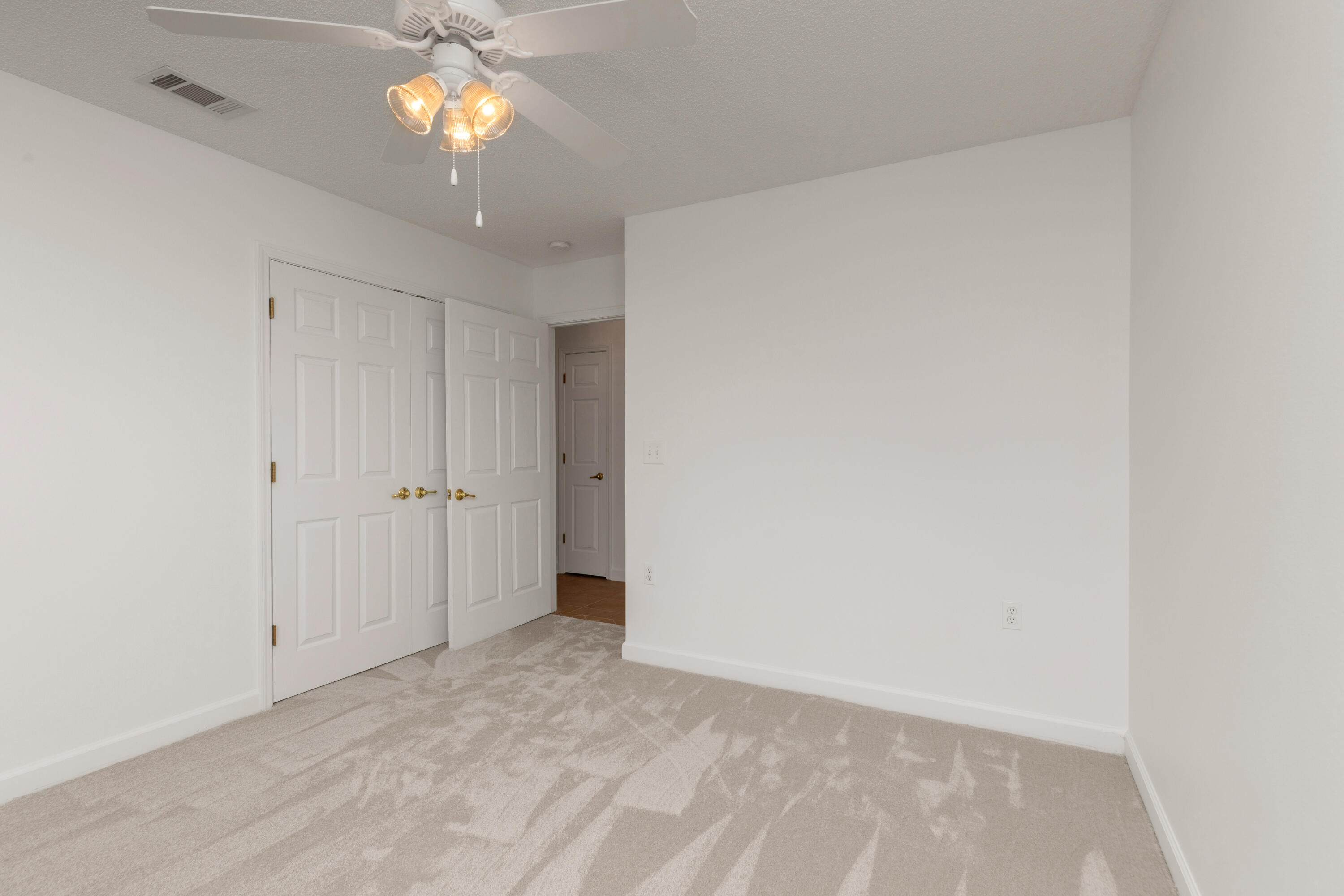 THE PINES - Residential