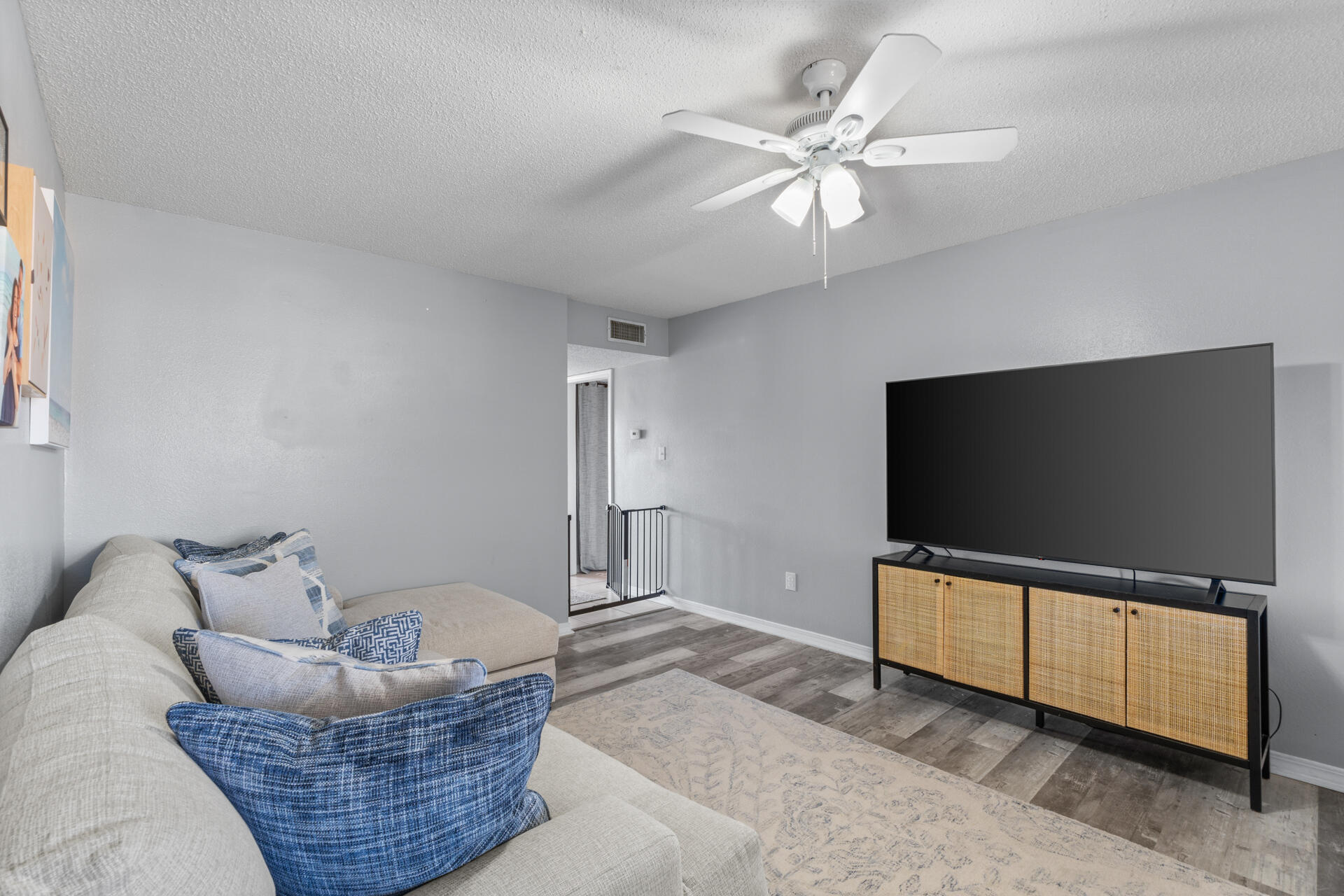 PIER ONE CONDO - Residential