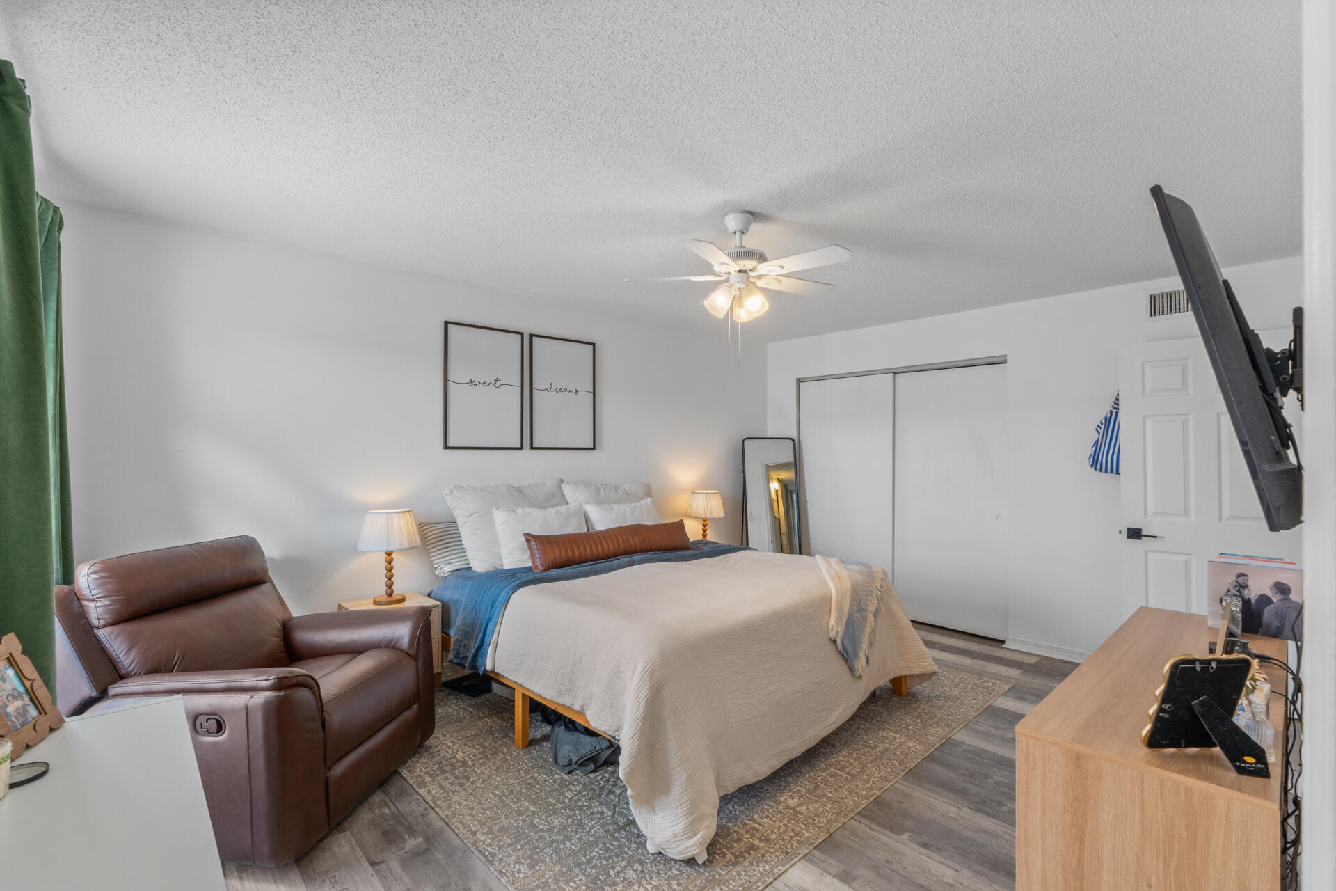 PIER ONE CONDO - Residential