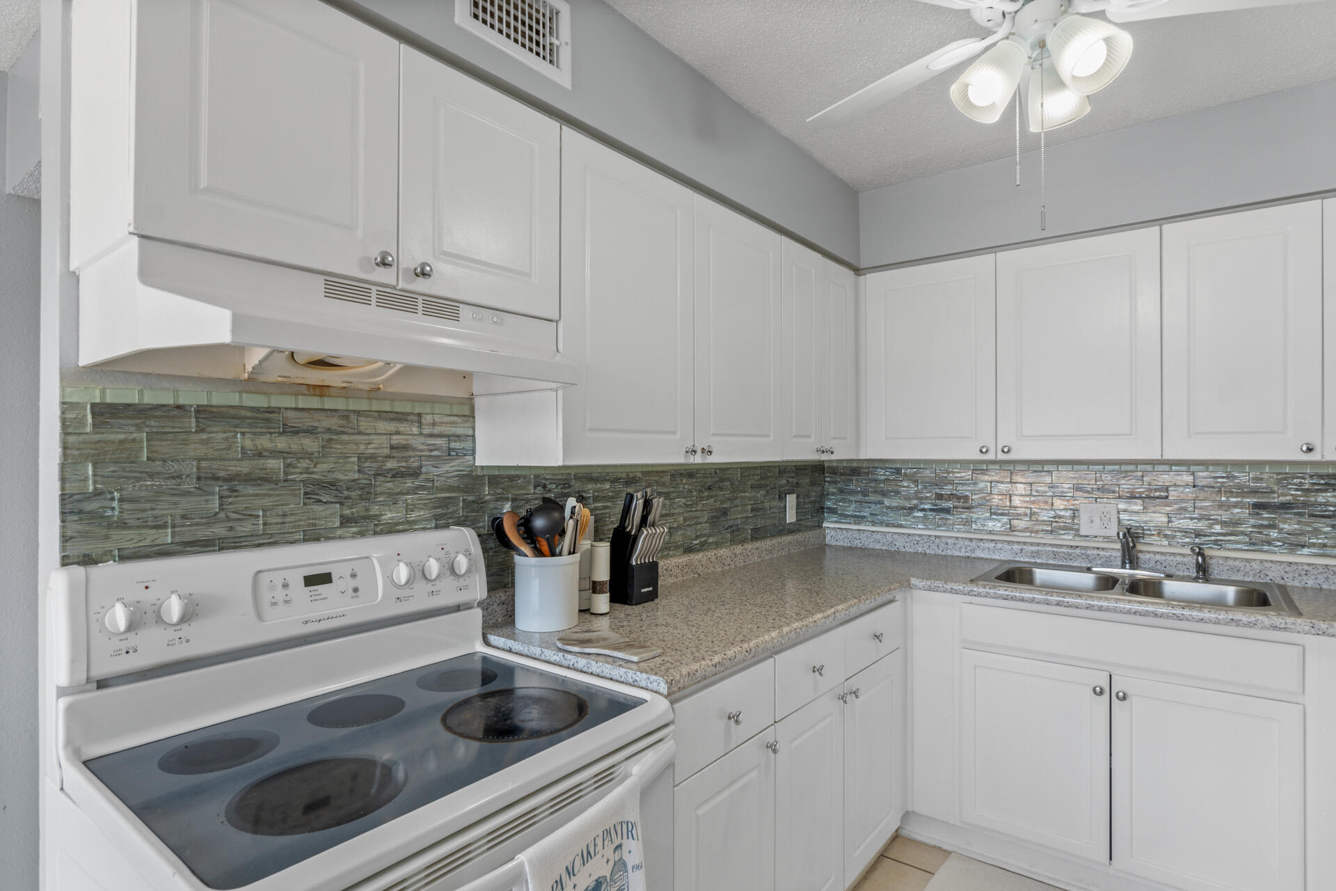 PIER ONE CONDO - Residential