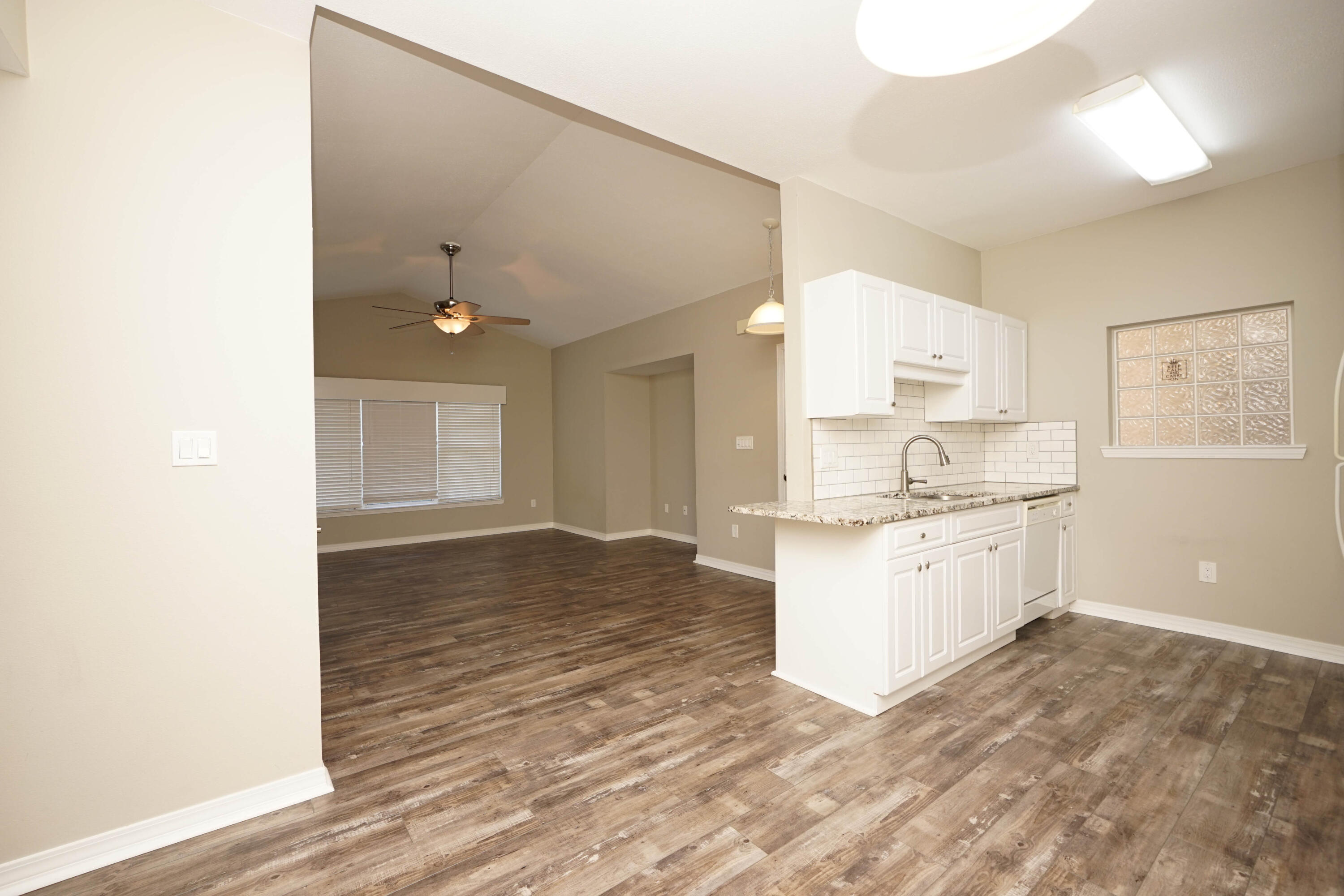 THE OAKS AT NICEVILLE - Residential Lease