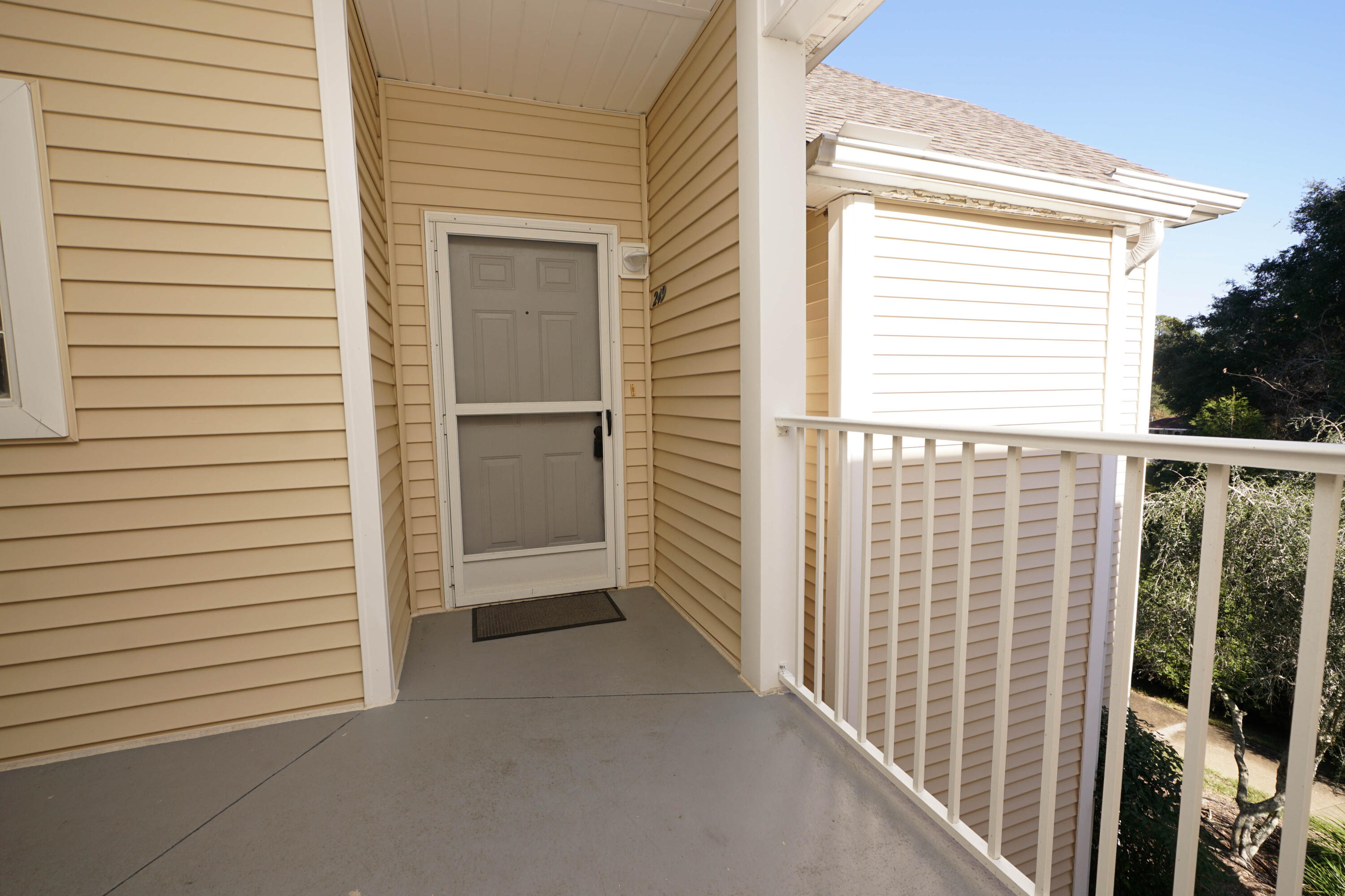 THE OAKS AT NICEVILLE - Residential Lease