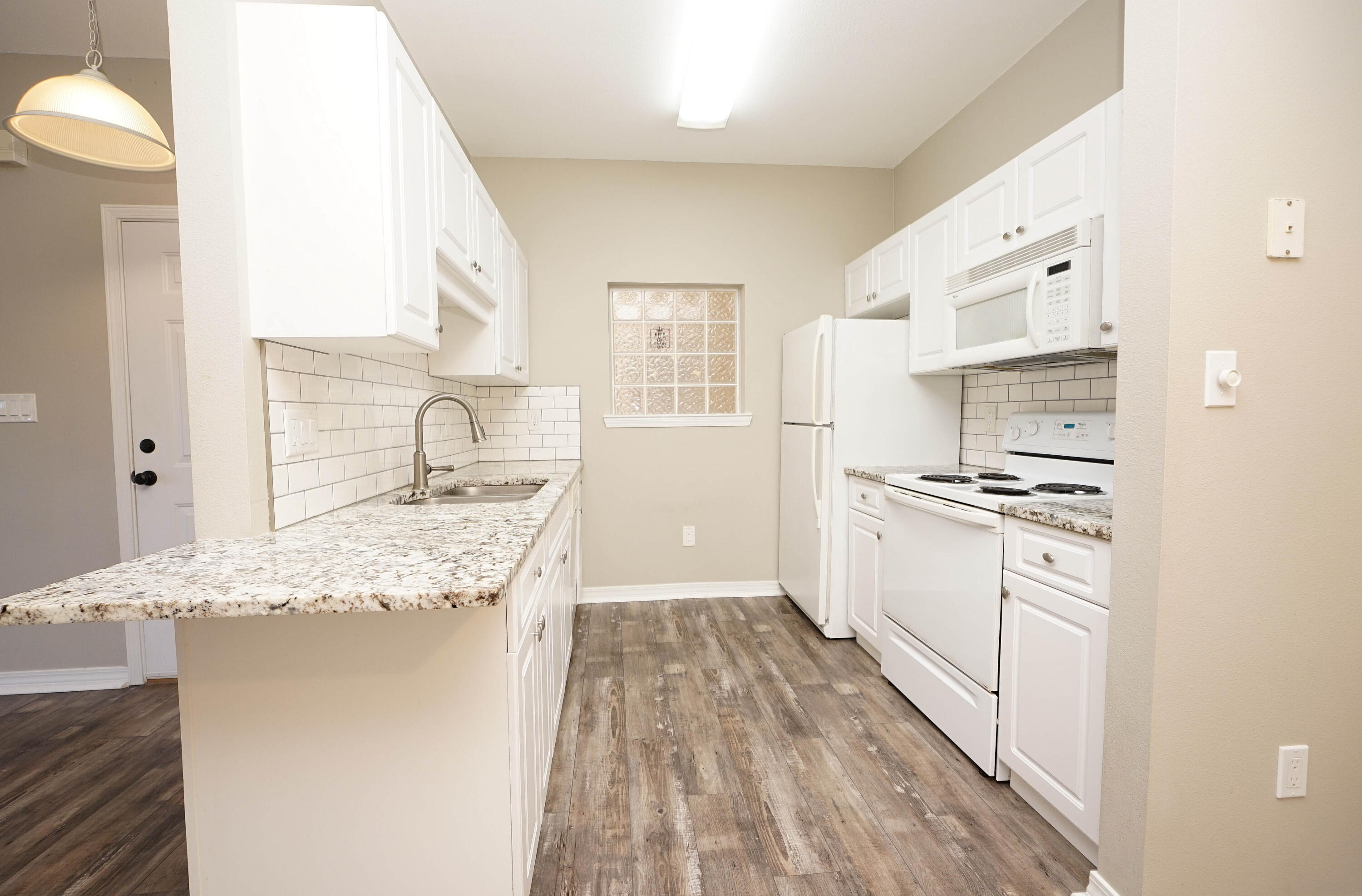 THE OAKS AT NICEVILLE - Residential Lease