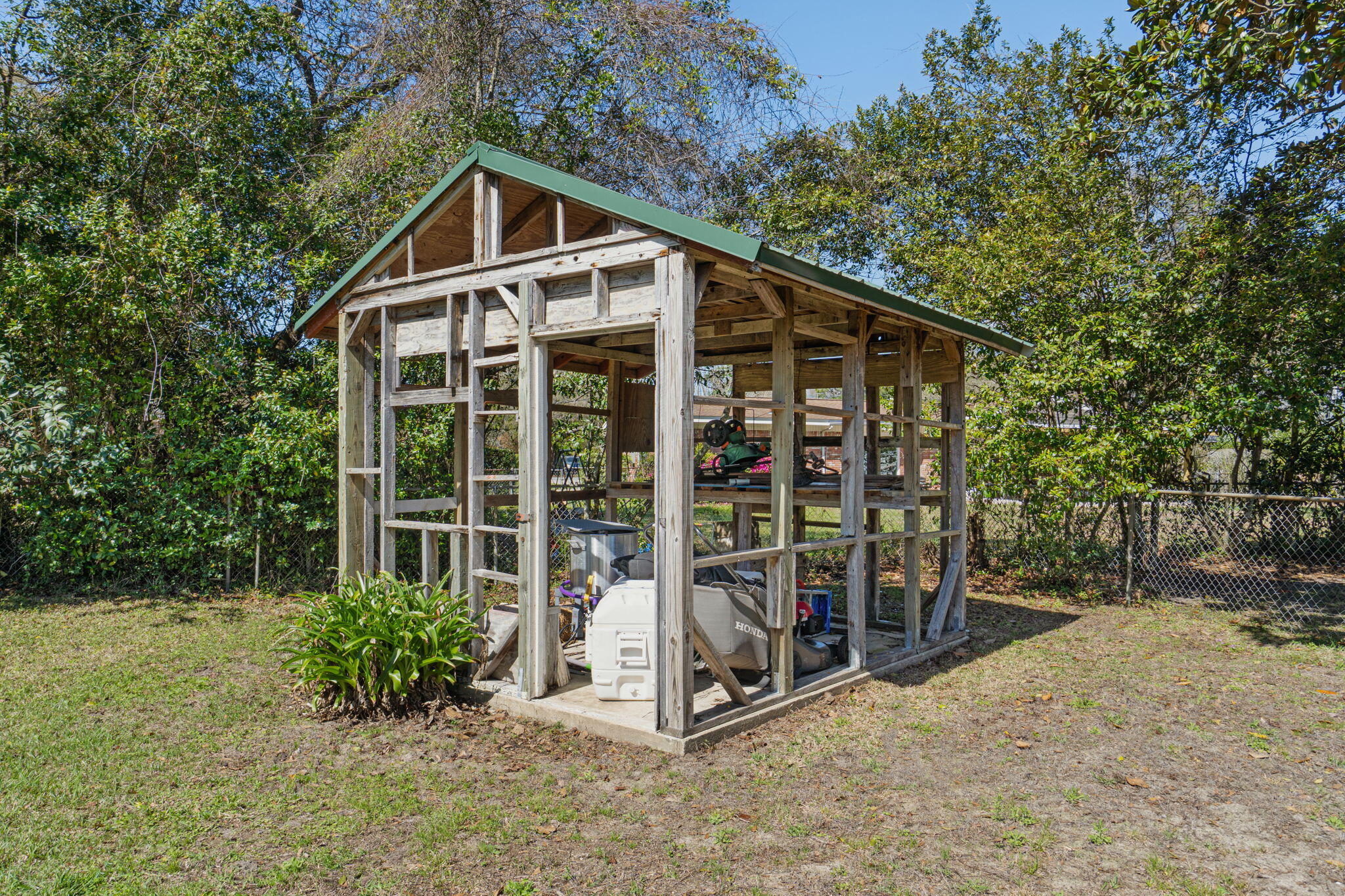 COUNTRY CLUB ESTATES 1ST ADDN - Residential