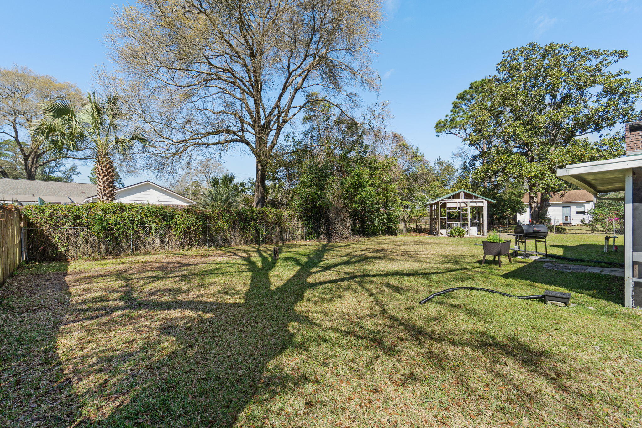 COUNTRY CLUB ESTATES 1ST ADDN - Residential