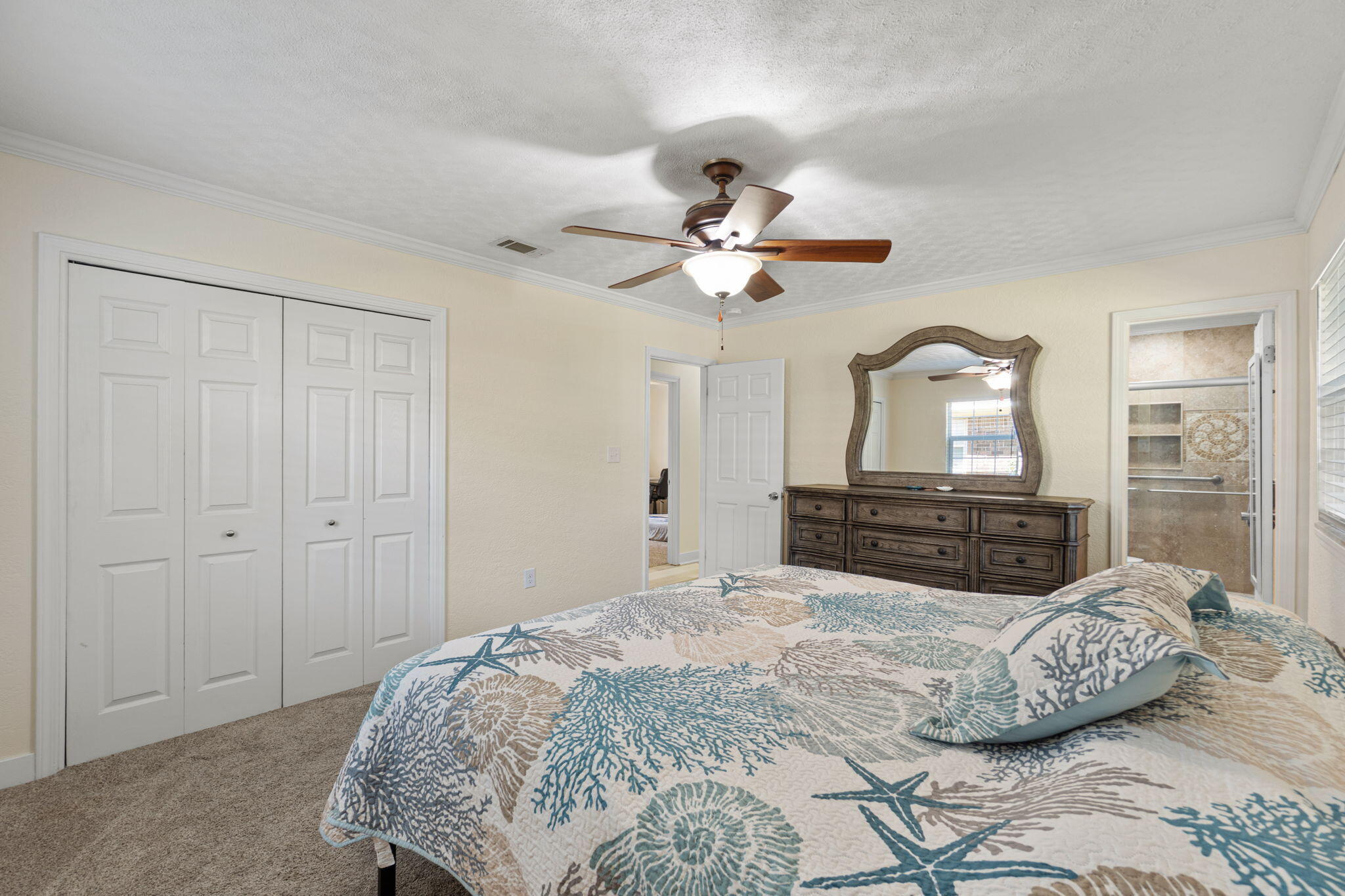 COUNTRY CLUB ESTATES 1ST ADDN - Residential