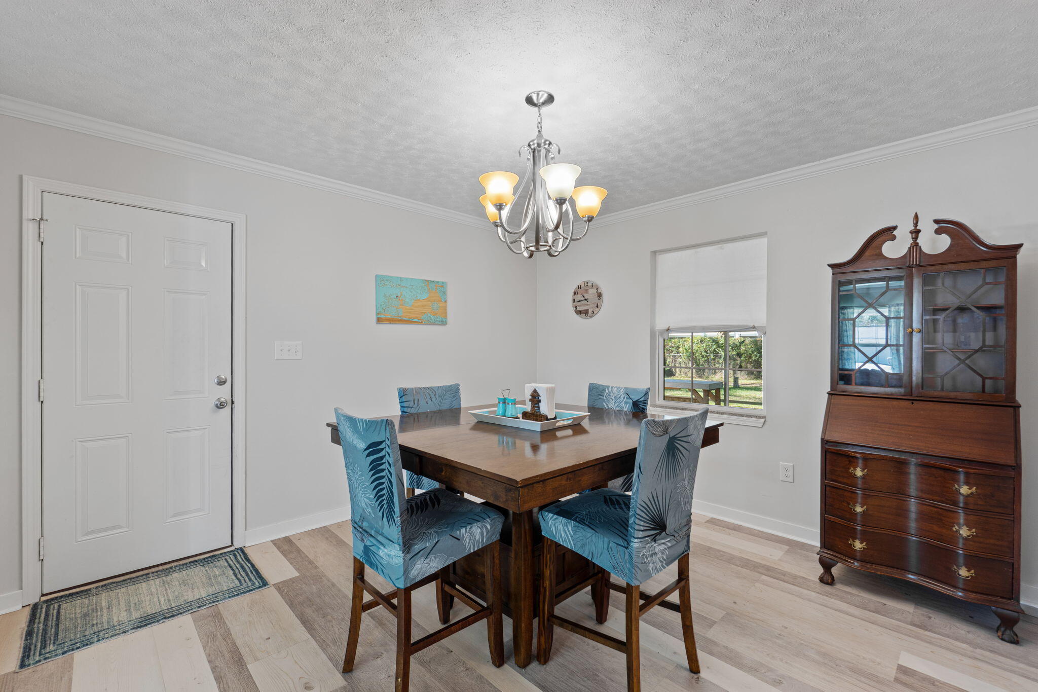 COUNTRY CLUB ESTATES 1ST ADDN - Residential