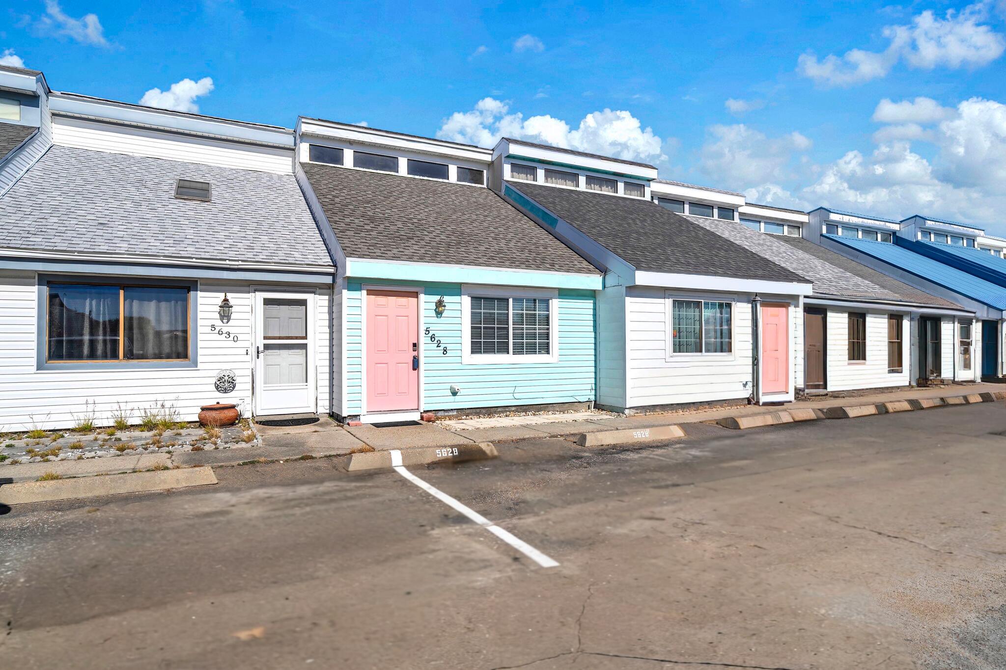 GULF LAGOON BEACH - Residential