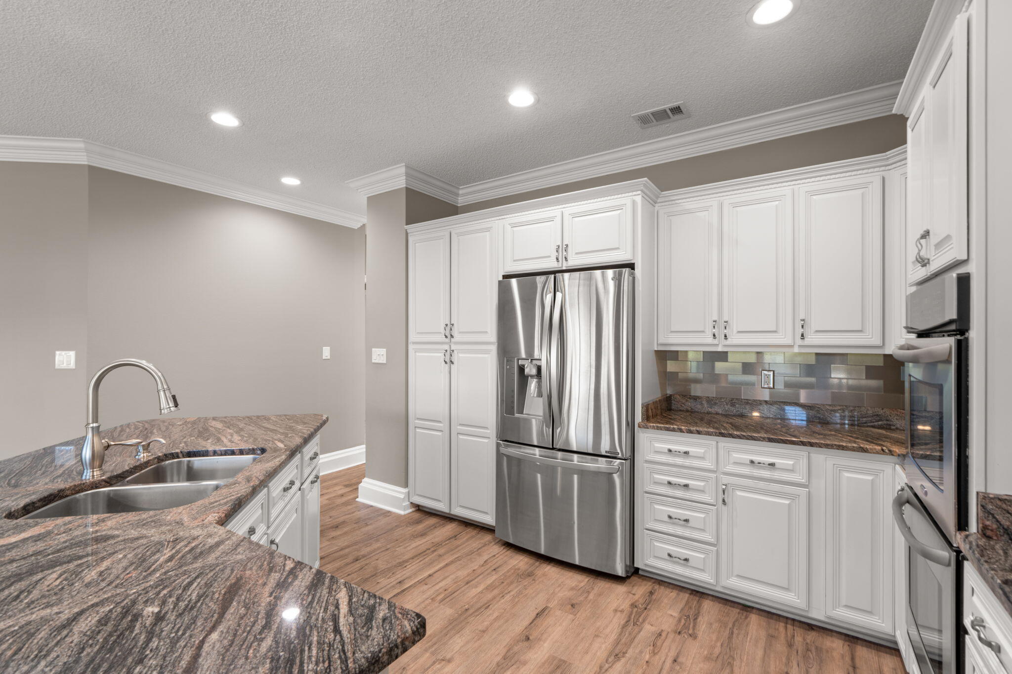 HIDDEN CREEK ESTATES AT HOLLEY BY THE SEA - Residential