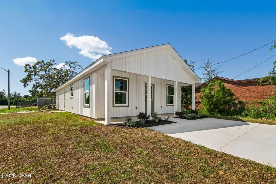 151 Harlem Avenue