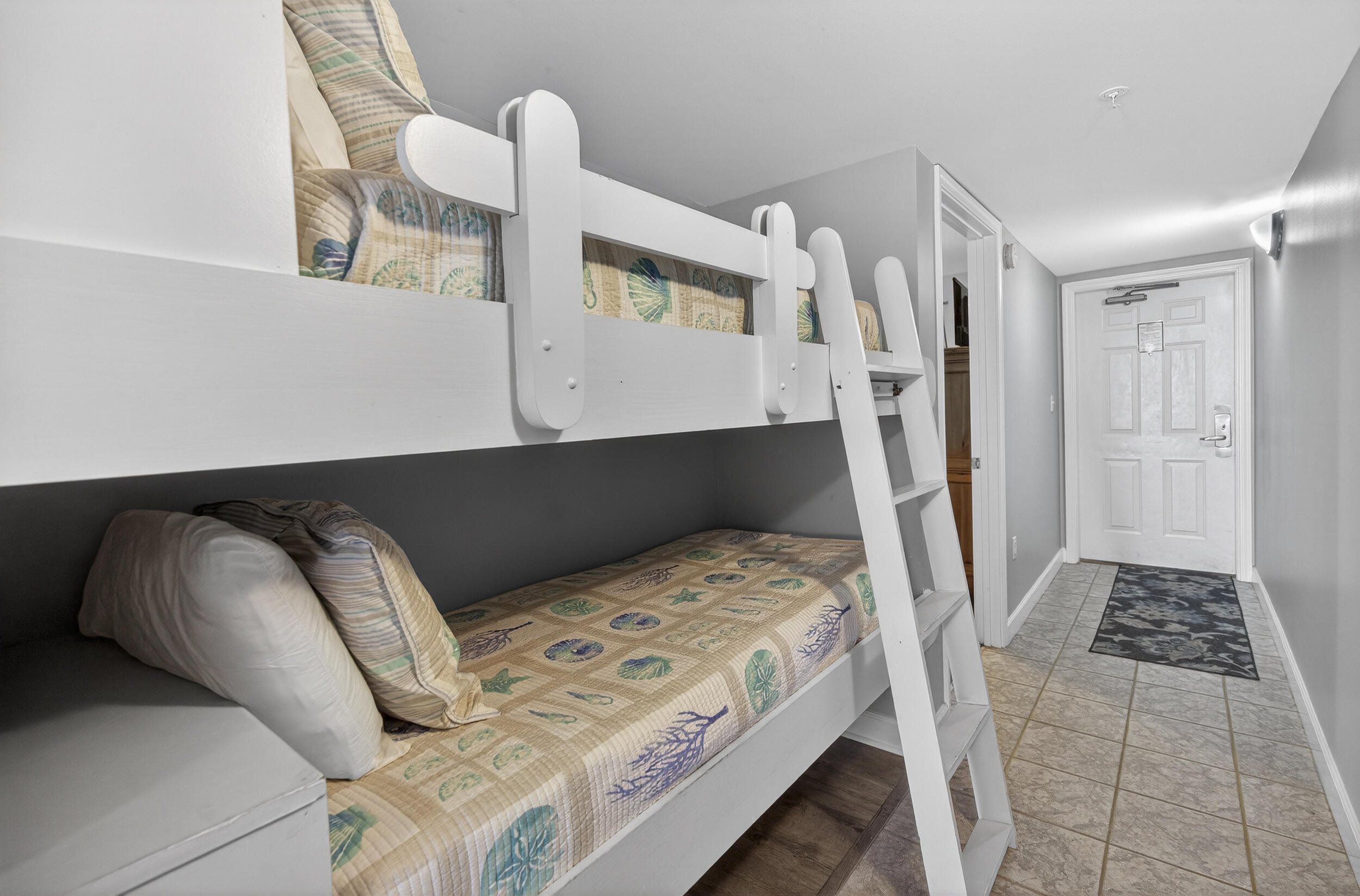 PELICAN ISLE - Residential