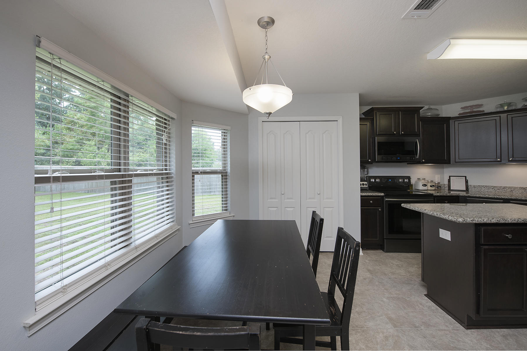 NAVARRE S/D 2ND ADDN - Residential