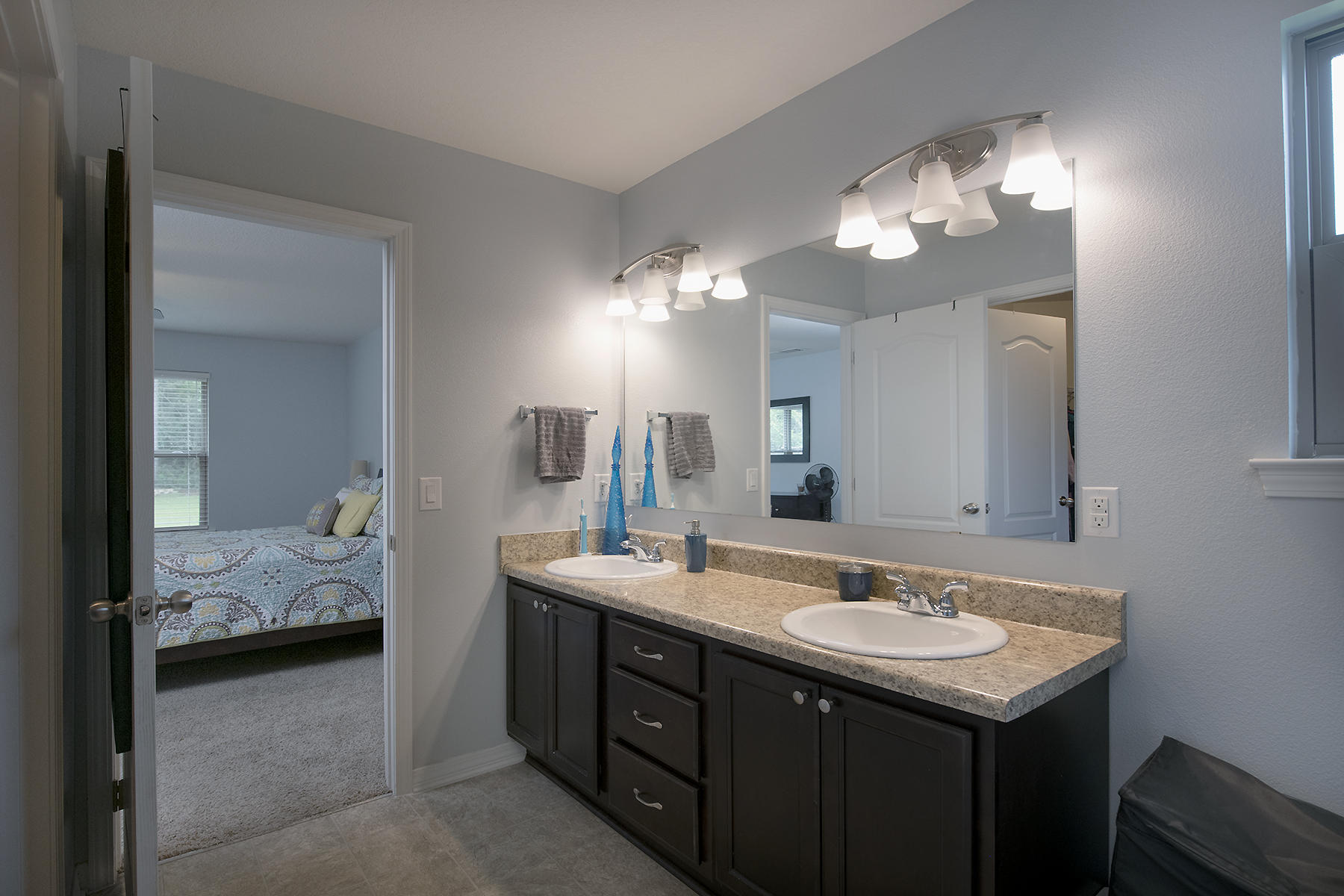 NAVARRE S/D 2ND ADDN - Residential