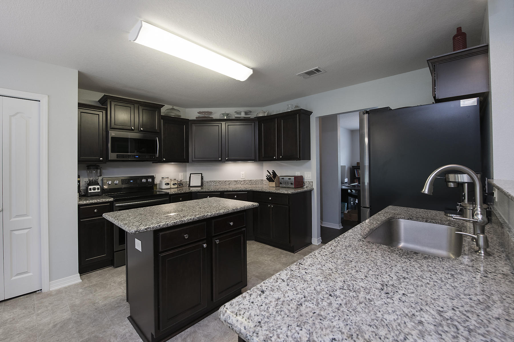 NAVARRE S/D 2ND ADDN - Residential