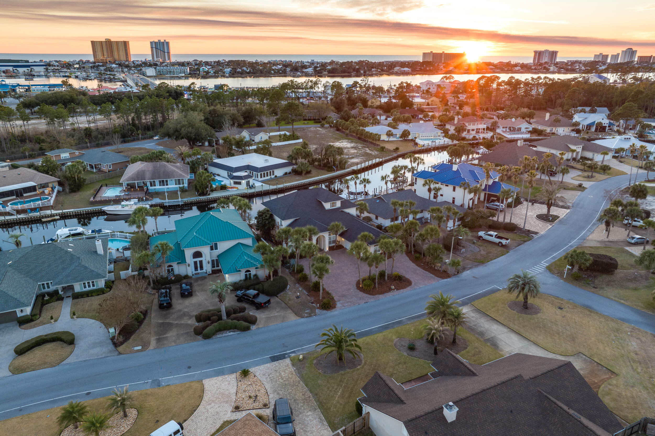 BAY POINT UNIT 1 - Residential