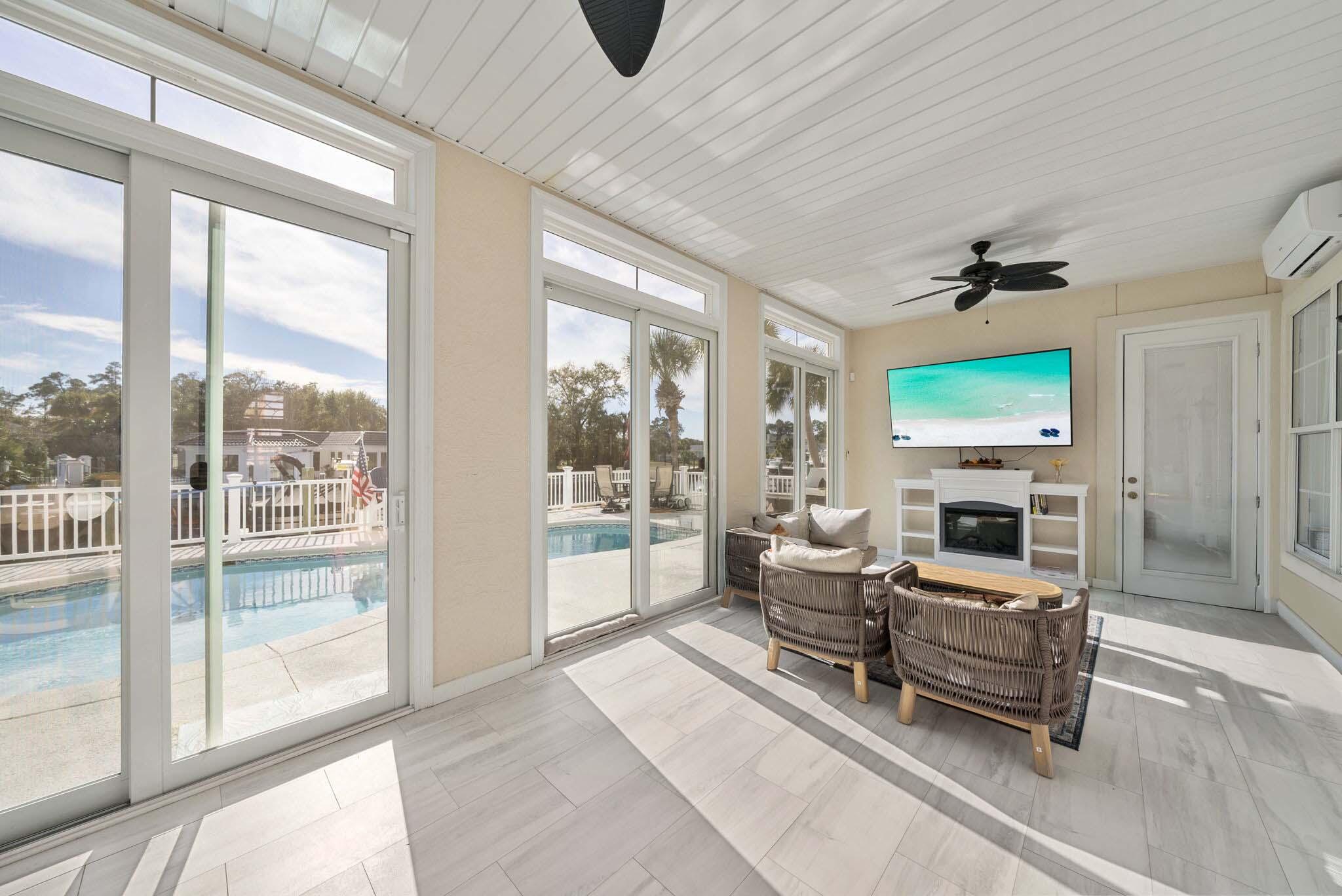 BAY POINT UNIT 1 - Residential