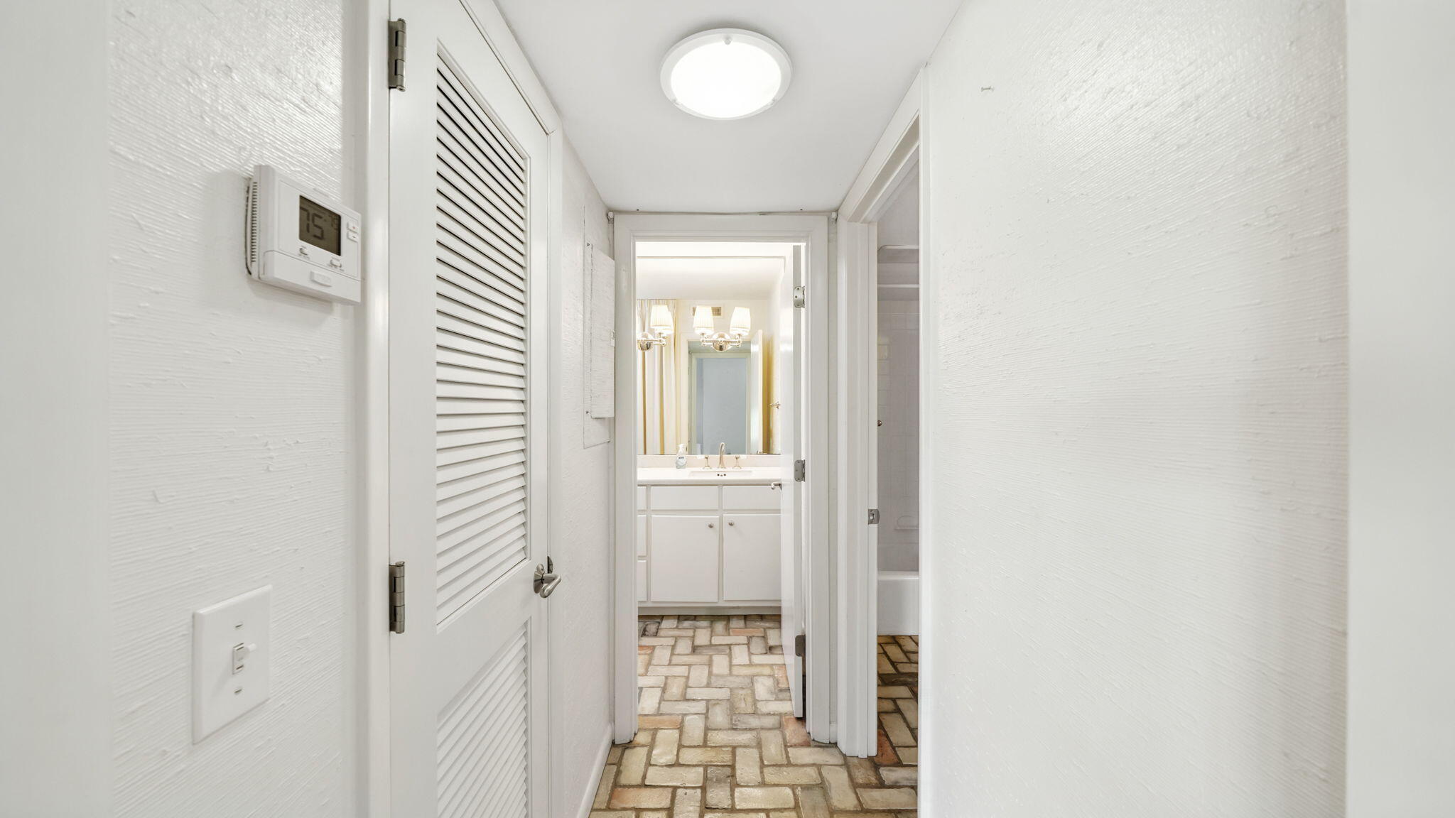 Bay Point Harbour Villas - Residential