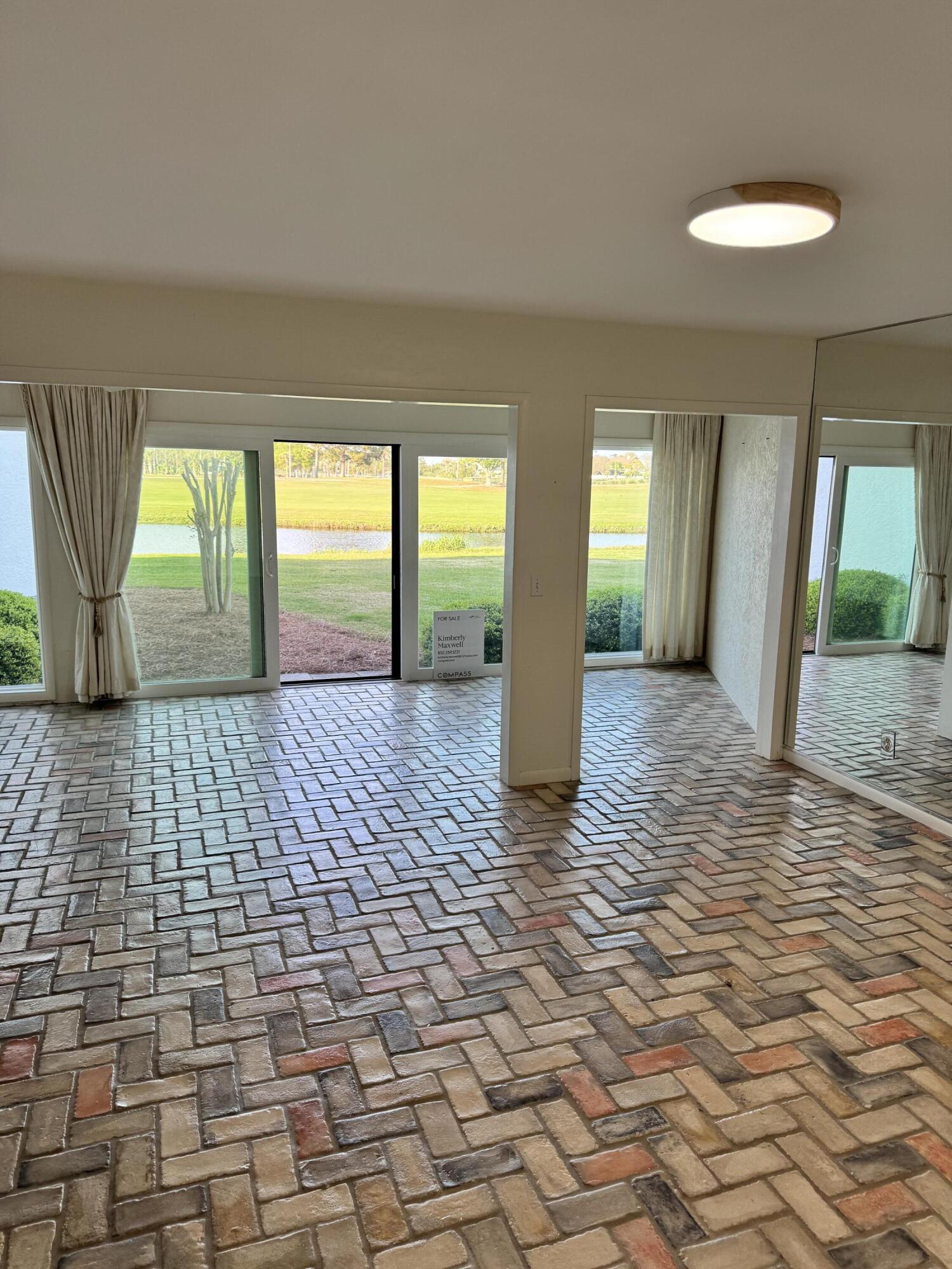 Bay Point Harbour Villas - Residential