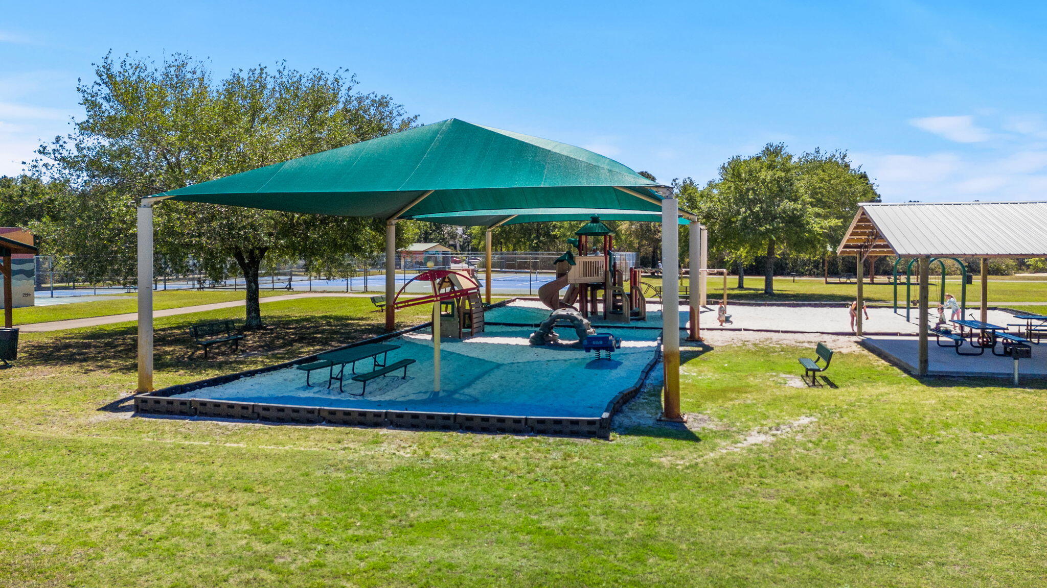 DRIFTWOOD ESTATES - Residential