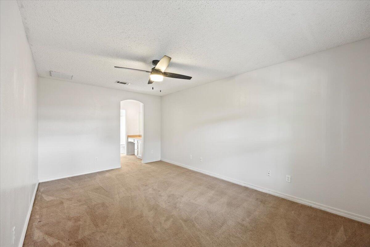 HOLSBERRY ESTATES - Residential