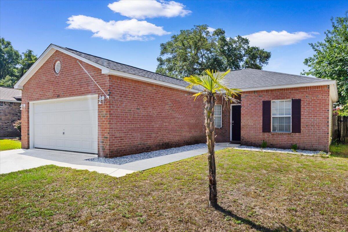 HOLSBERRY ESTATES - Residential