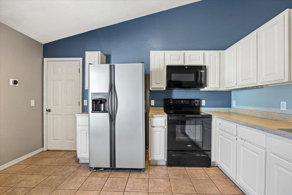 HOLSBERRY ESTATES - Residential