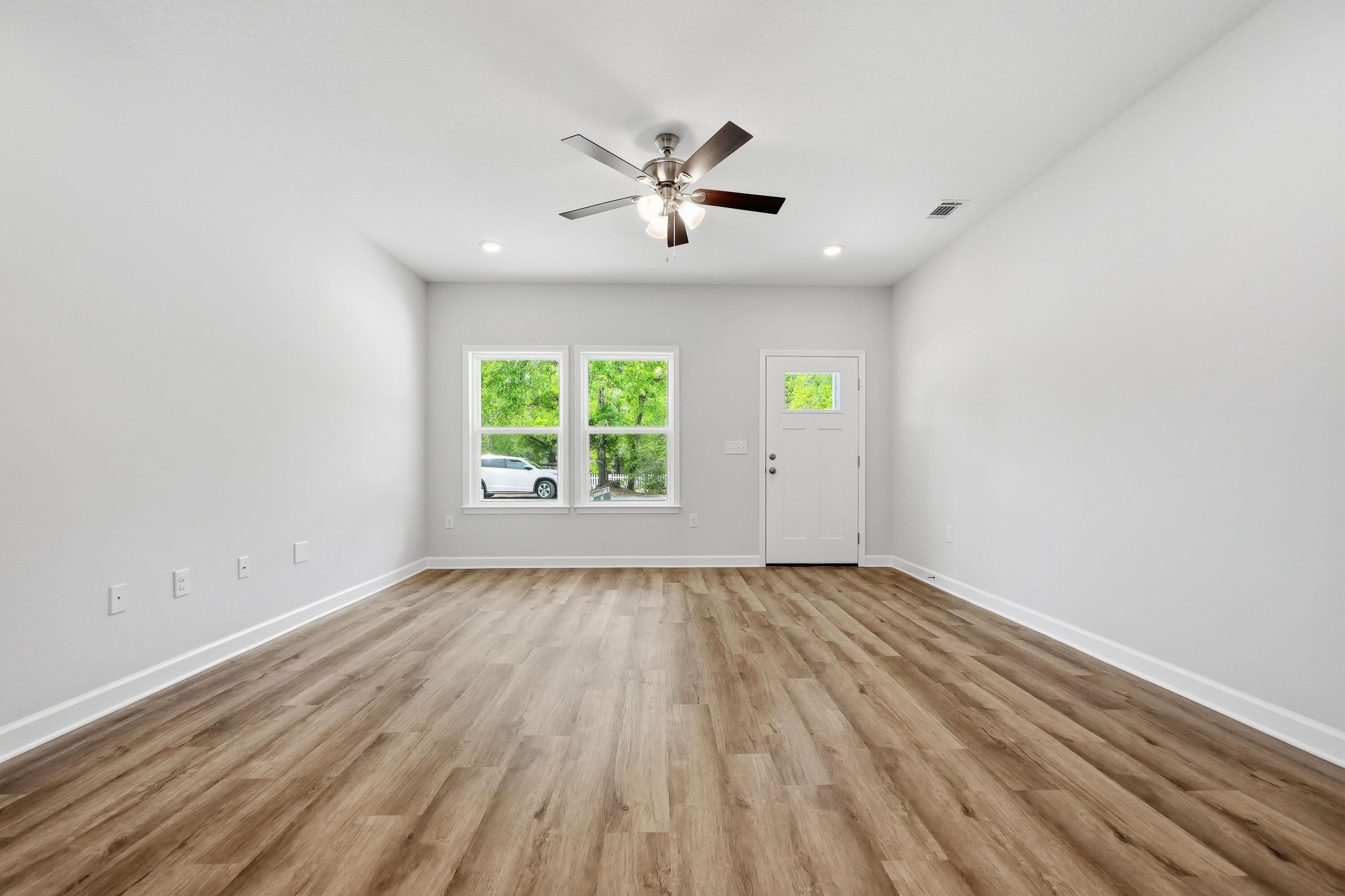 Grande Oaks - Residential