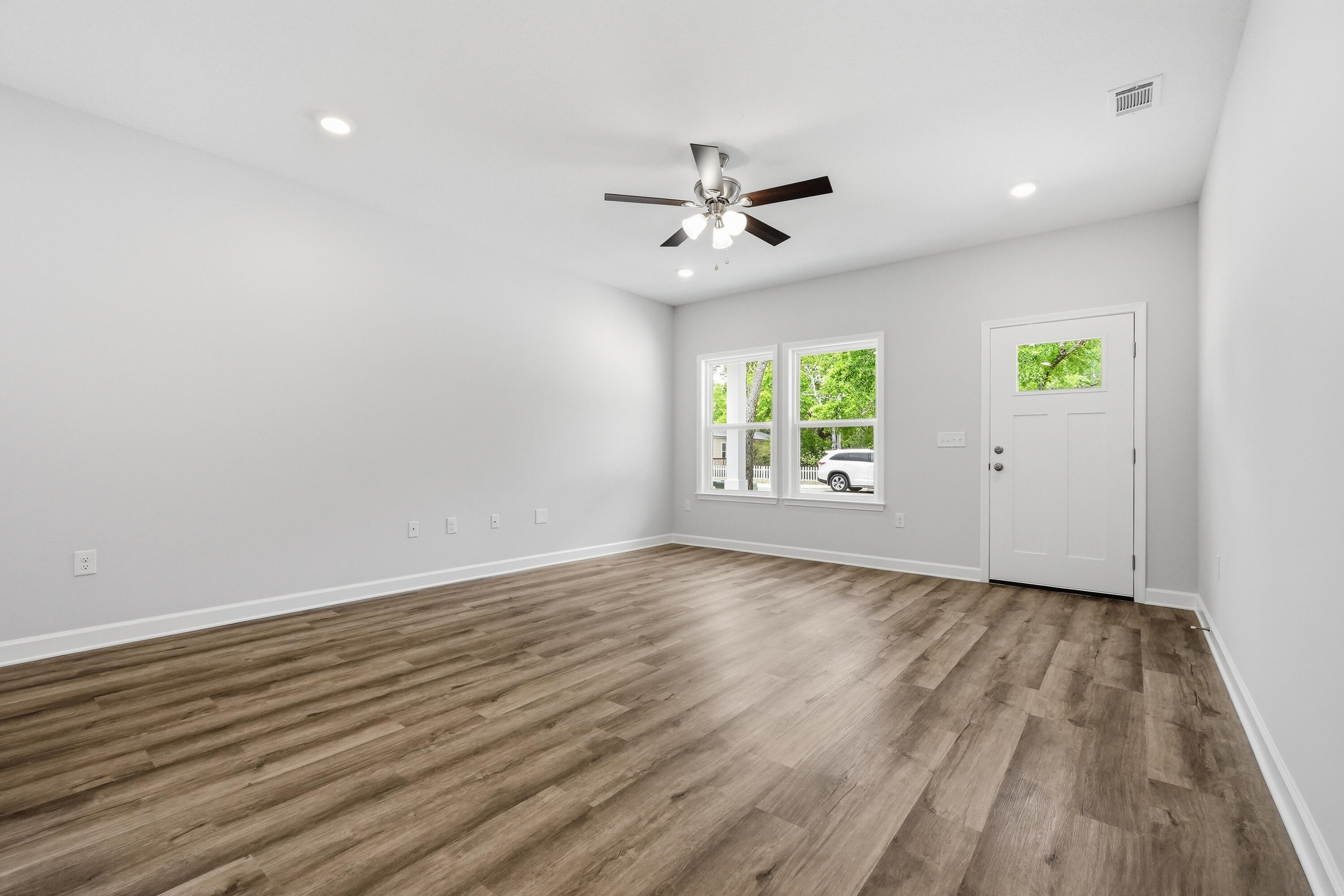 Grande Oaks - Residential