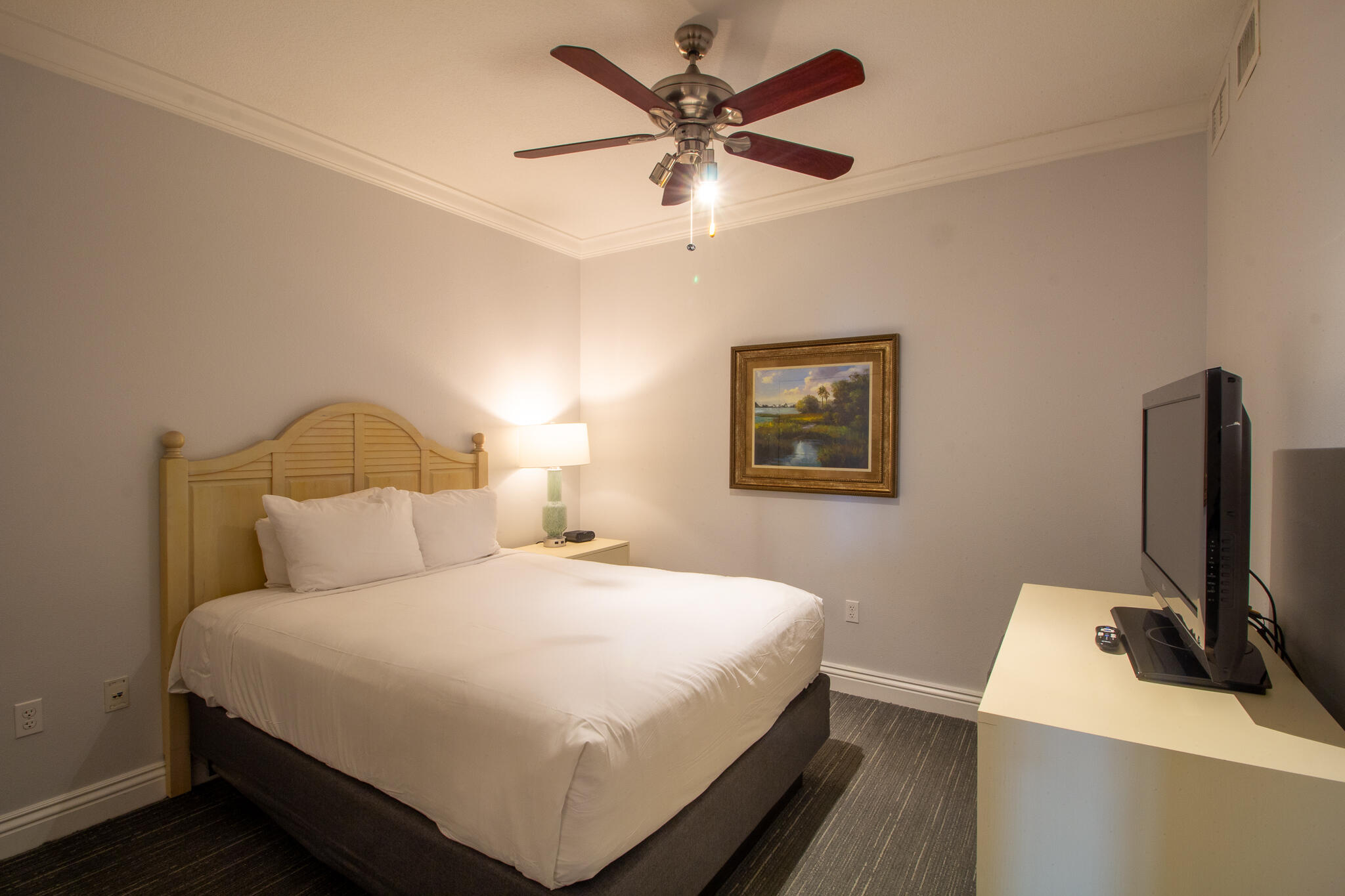 EMERALD GRANDE - Residential